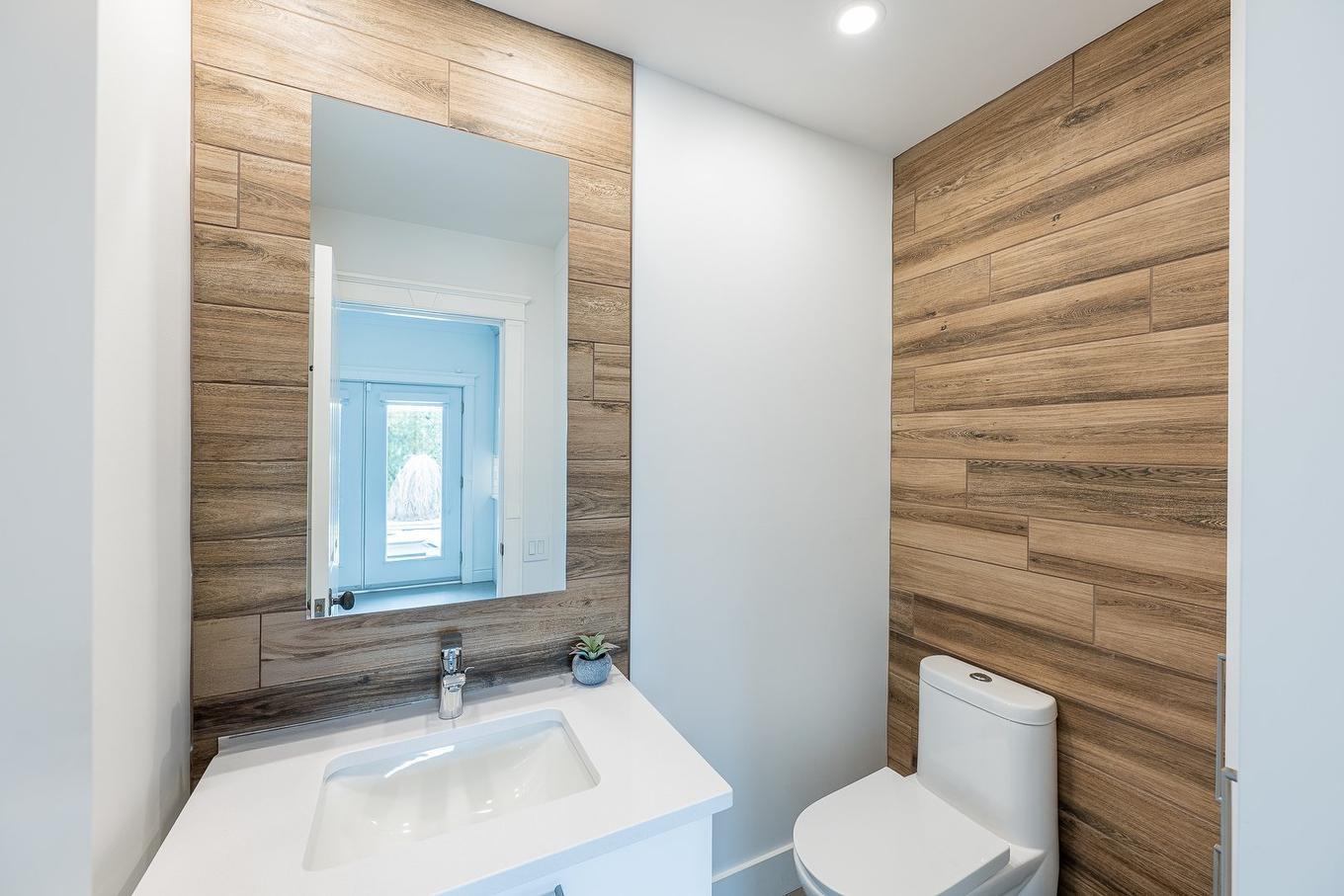 Salle d'eau - 1006 Rue Arthur-Dumouchel, Boucherville, QC - Indoor Photo Showing Bathroom