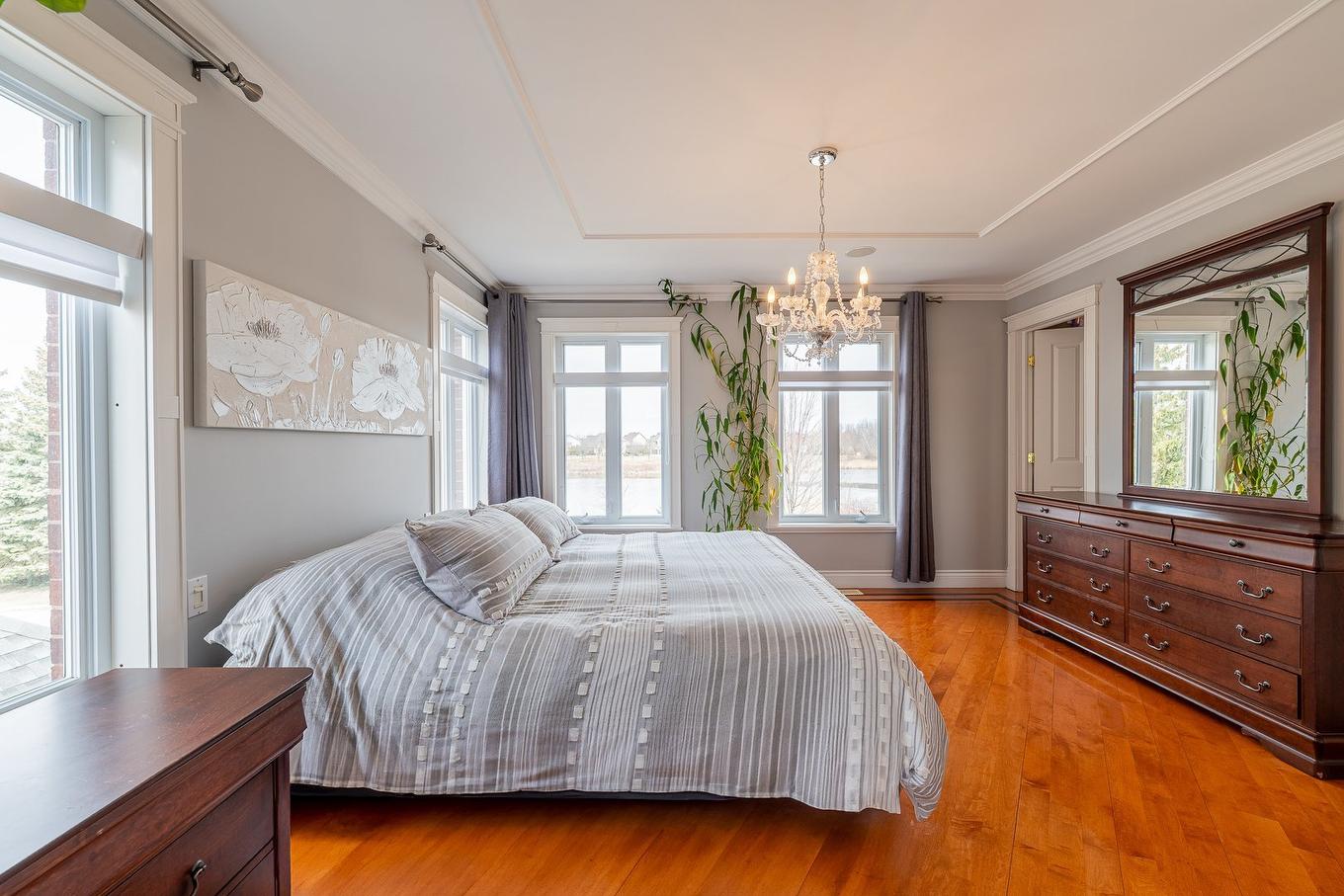 Chambre à coucher principale - 1006 Rue Arthur-Dumouchel, Boucherville, QC - Indoor Photo Showing Bedroom