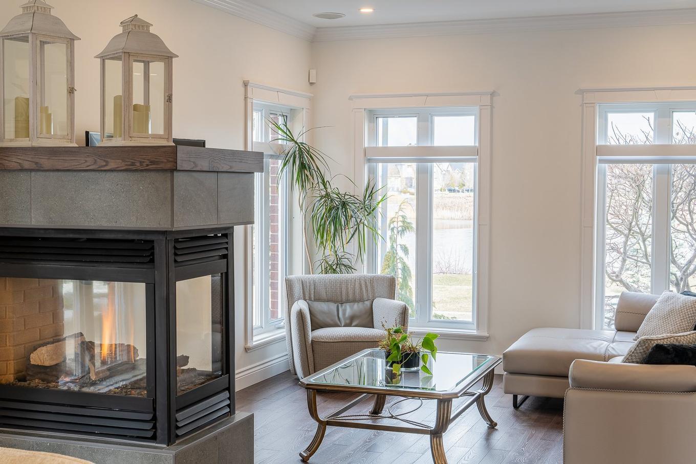 Salon - 1006 Rue Arthur-Dumouchel, Boucherville, QC - Indoor Photo Showing Living Room With Fireplace