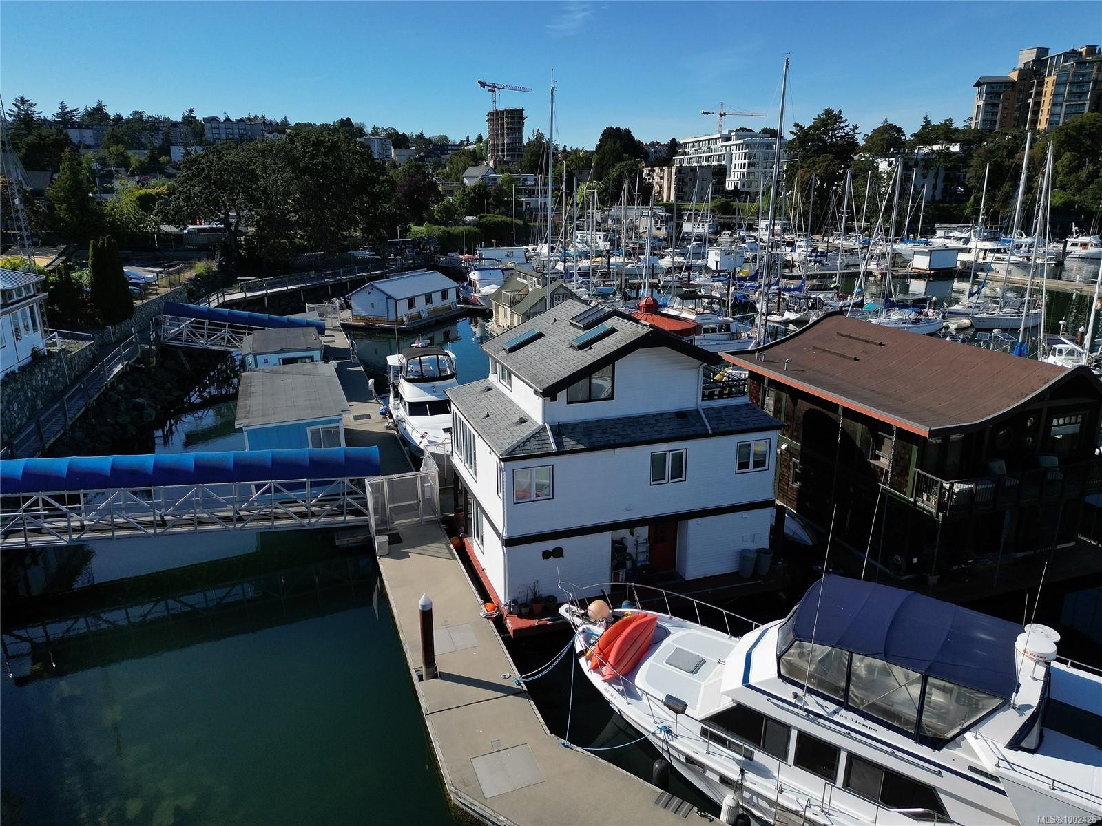 27-453 Head St, Esquimalt, BC