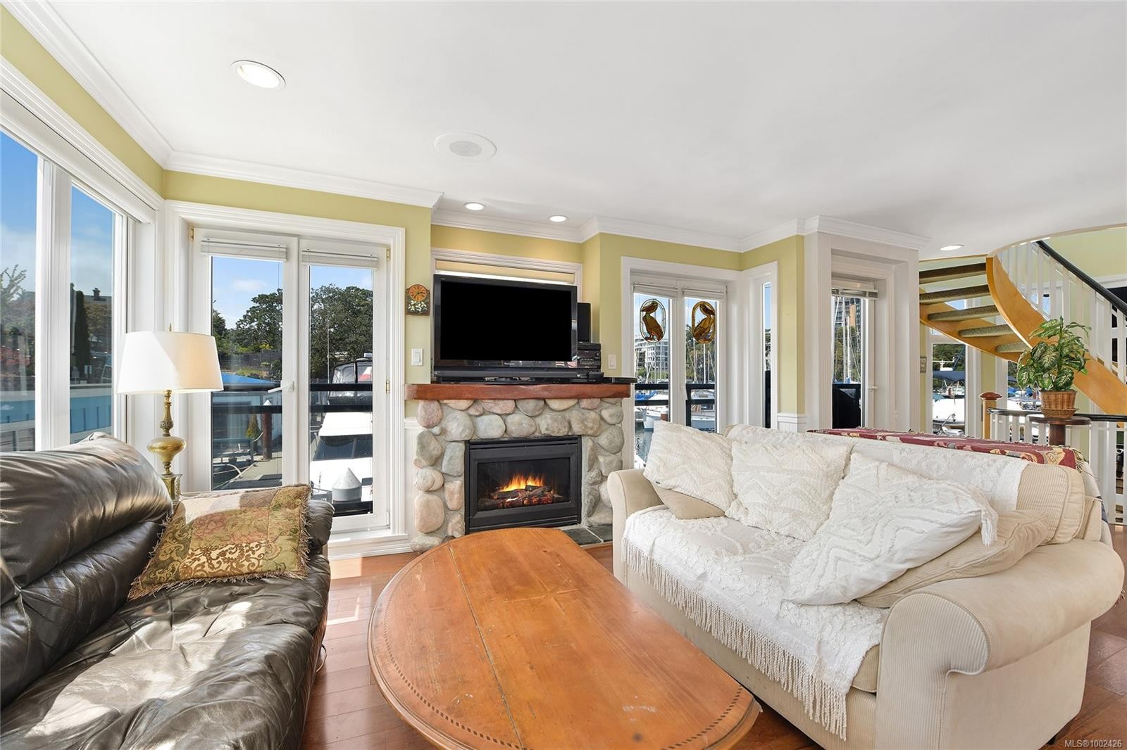 27-453 Head St, Esquimalt, BC