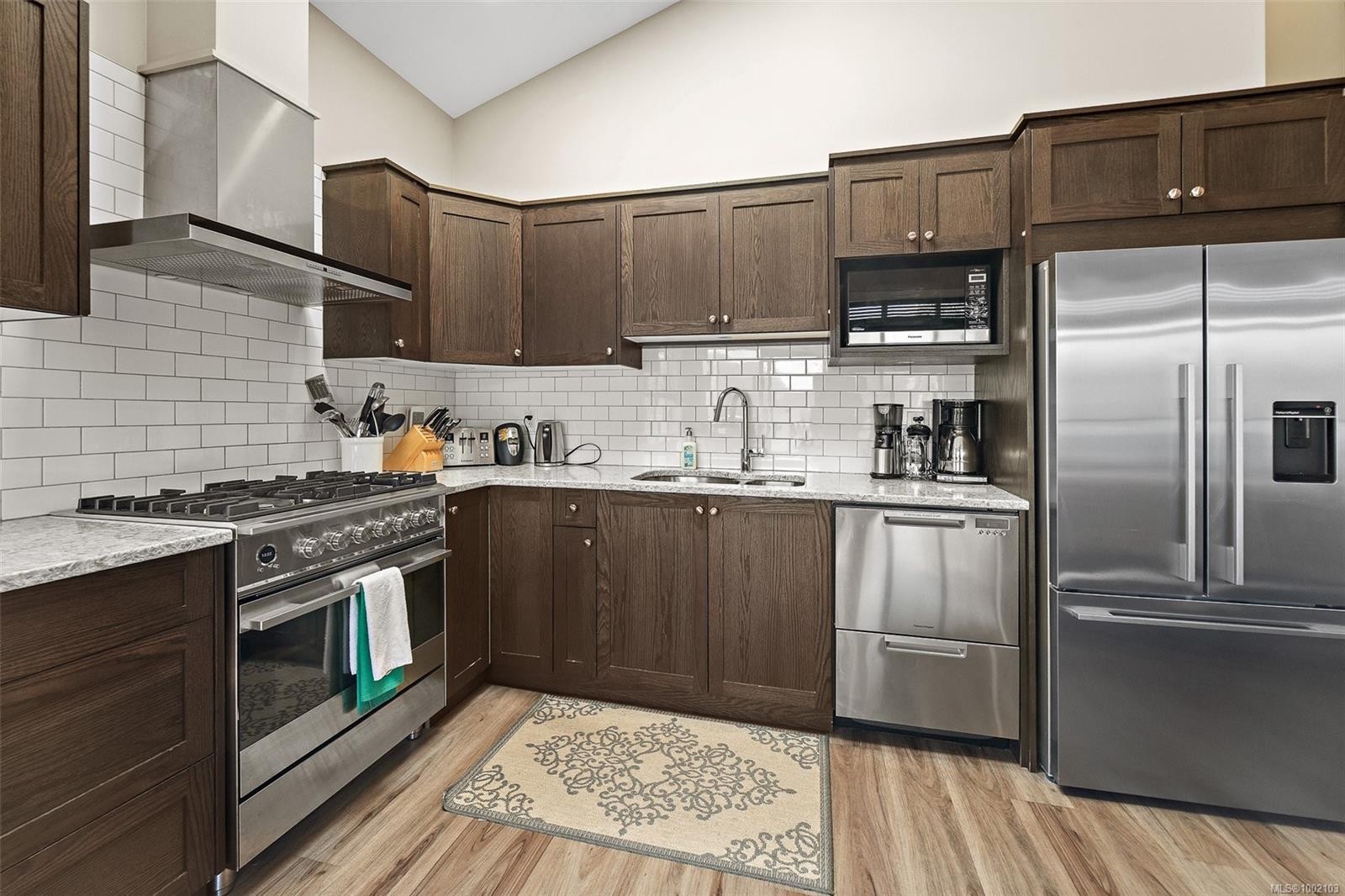 222-6596 Baird Rd, Port Renfrew, BC