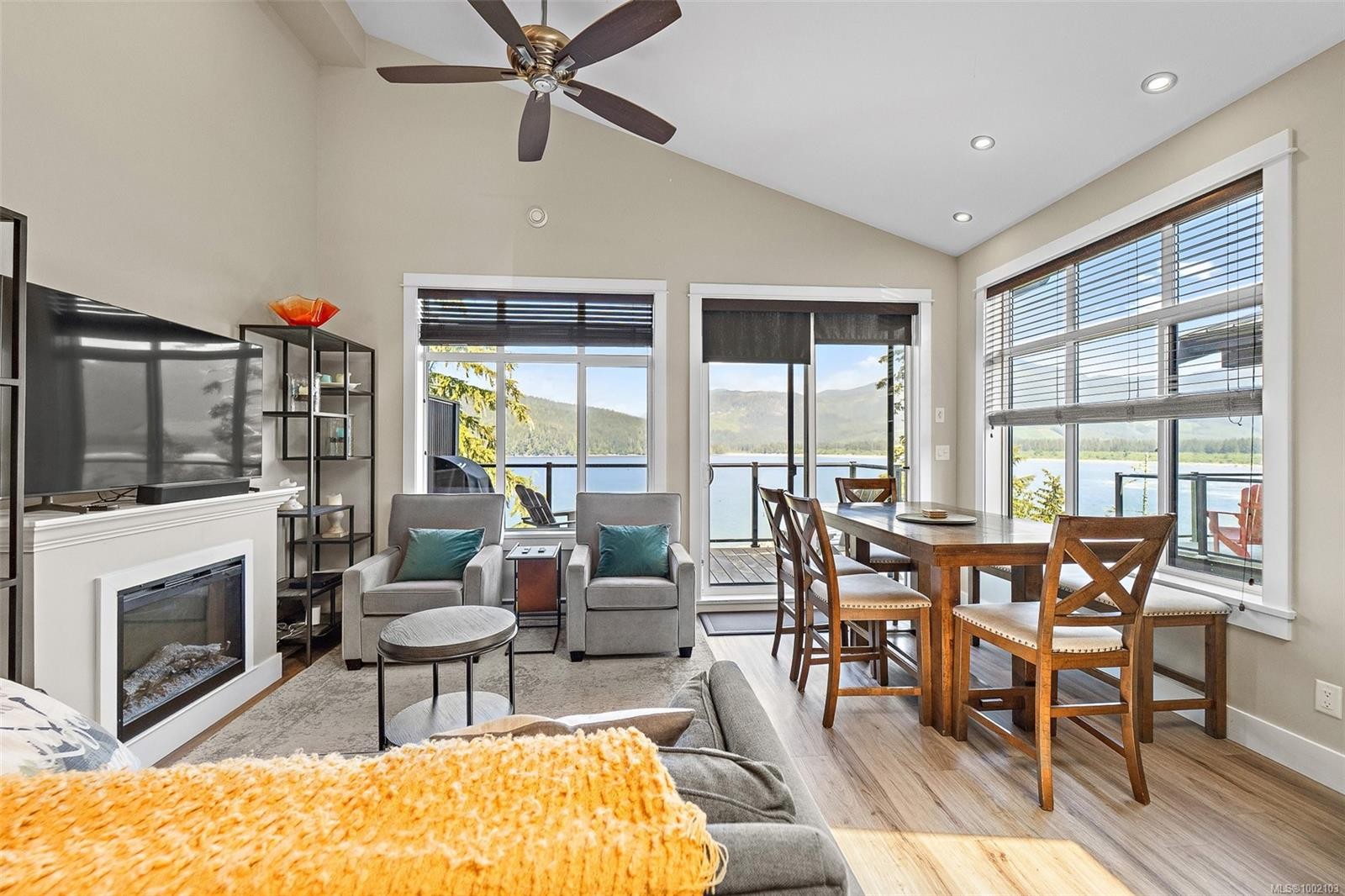 222-6596 Baird Rd, Port Renfrew, BC