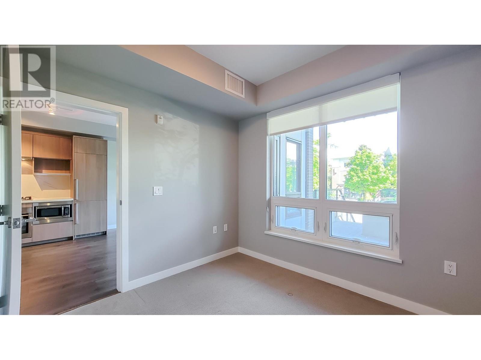 9333-9388 Tomicki Ave & Odlin Road, Richmond, BC - Indoor Photo Showing Other Room