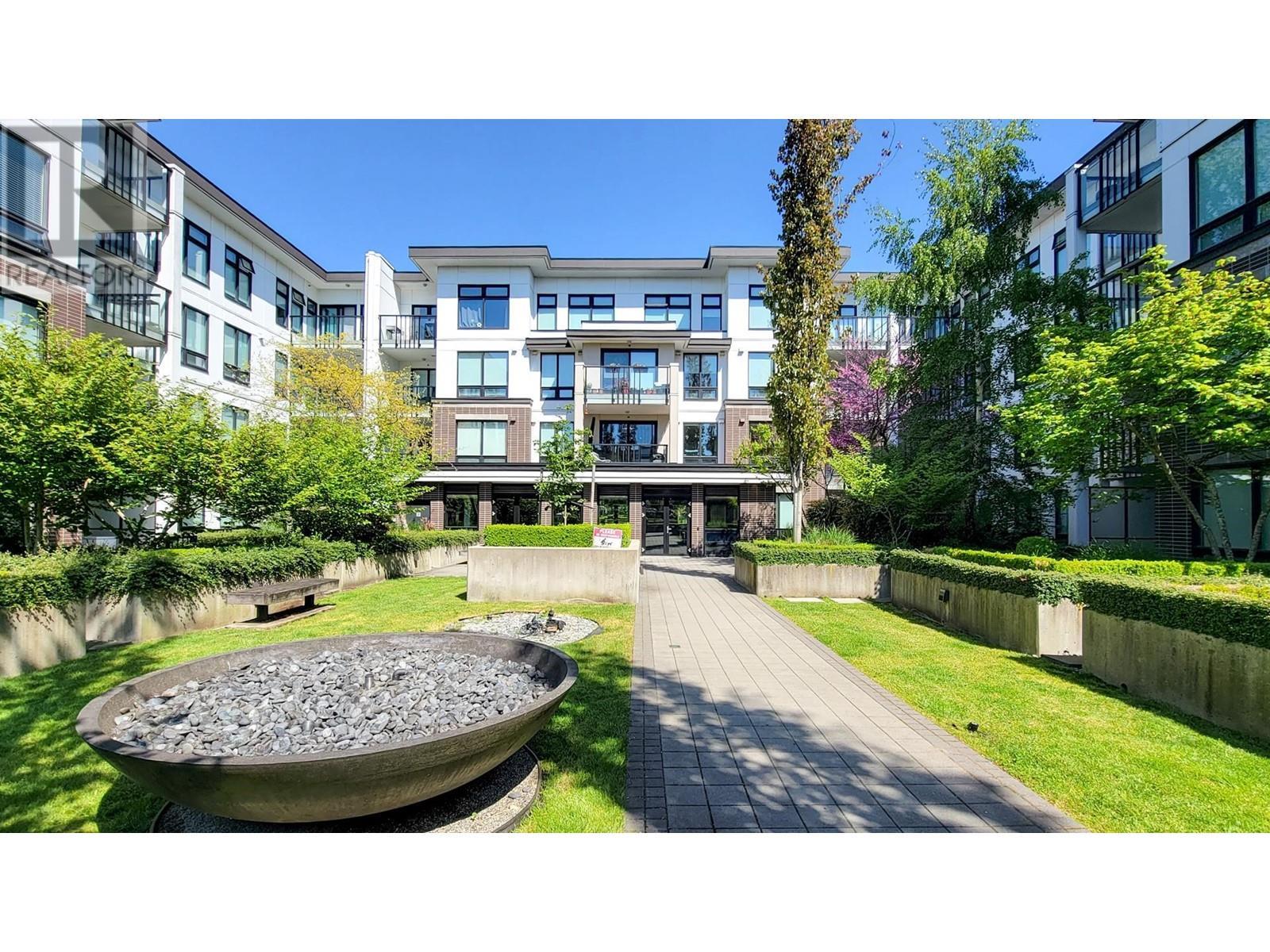 9333-9388 Tomicki Ave & Odlin Road, Richmond, BC - Outdoor