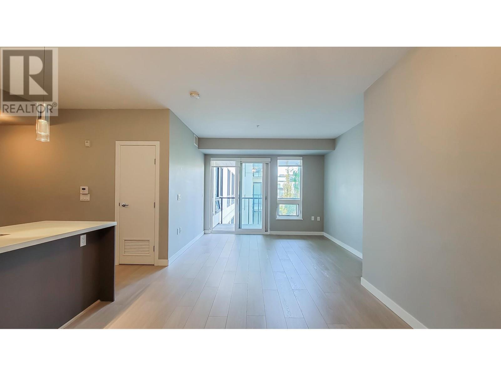 9333-9388 Tomicki Ave & Odlin Road, Richmond, BC - Indoor Photo Showing Other Room