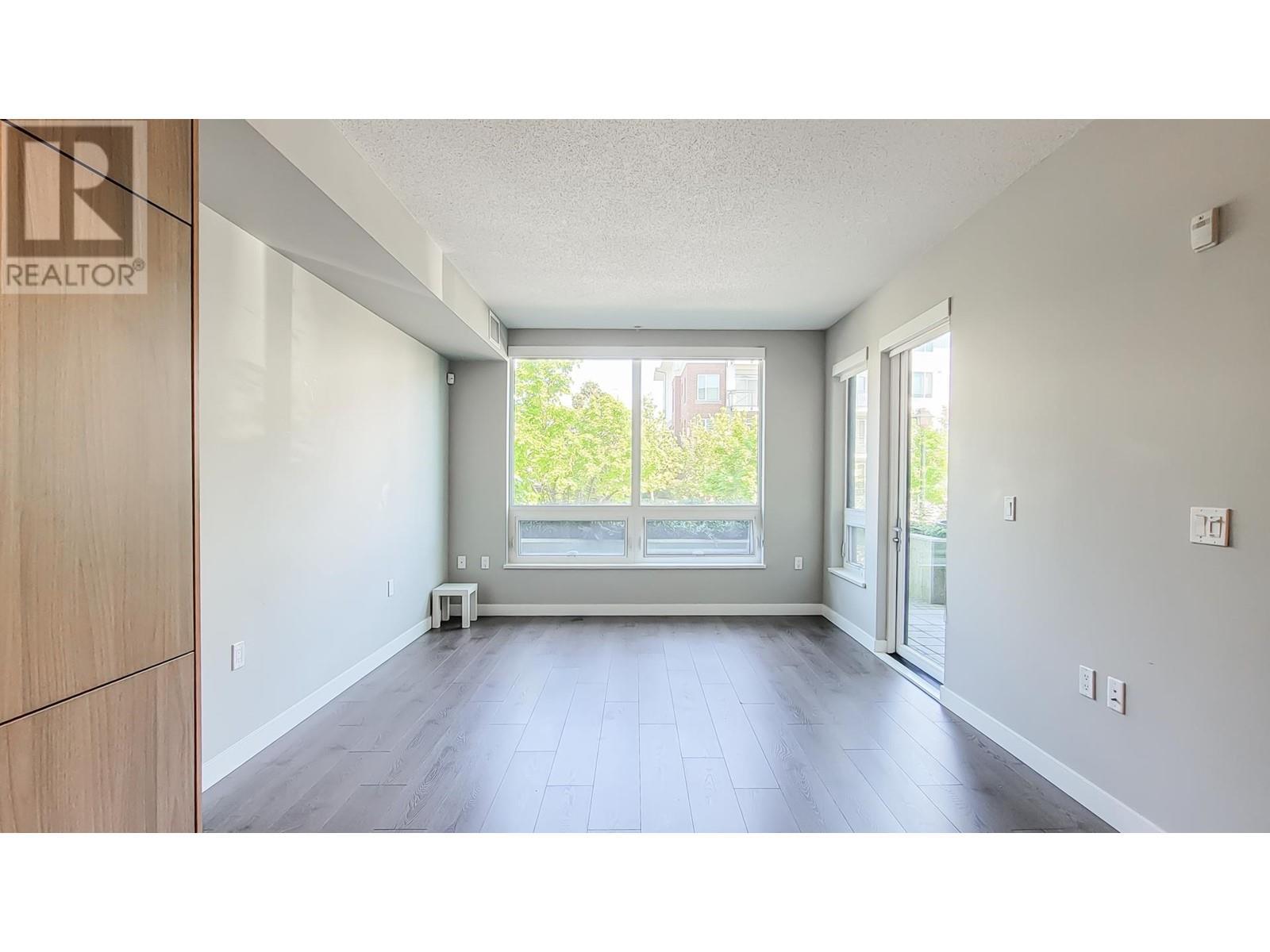 9333-9388 Tomicki Ave & Odlin Road, Richmond, BC - Indoor Photo Showing Other Room