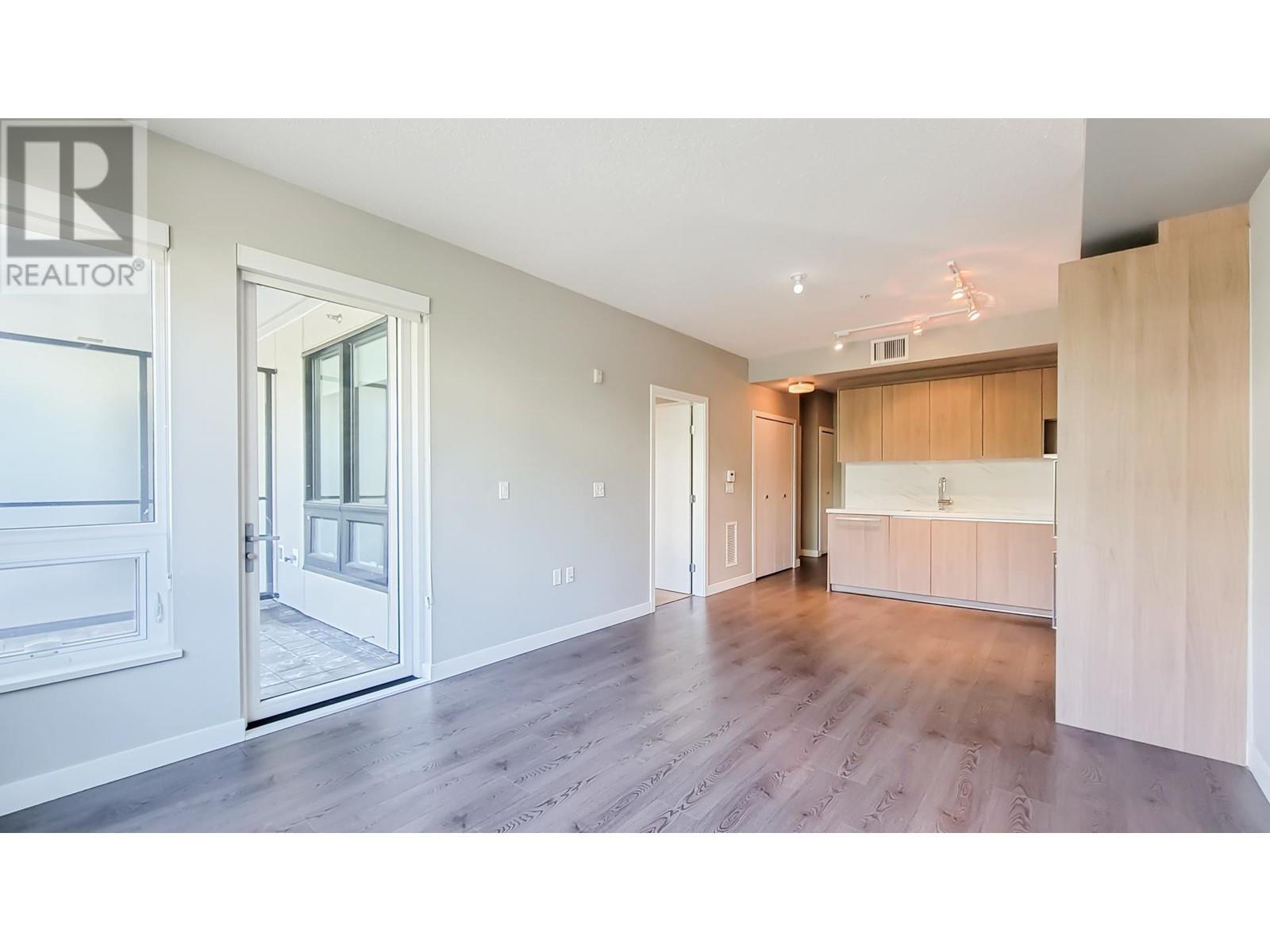 9333-9388 Tomicki Ave & Odlin Road, Richmond, BC - Indoor