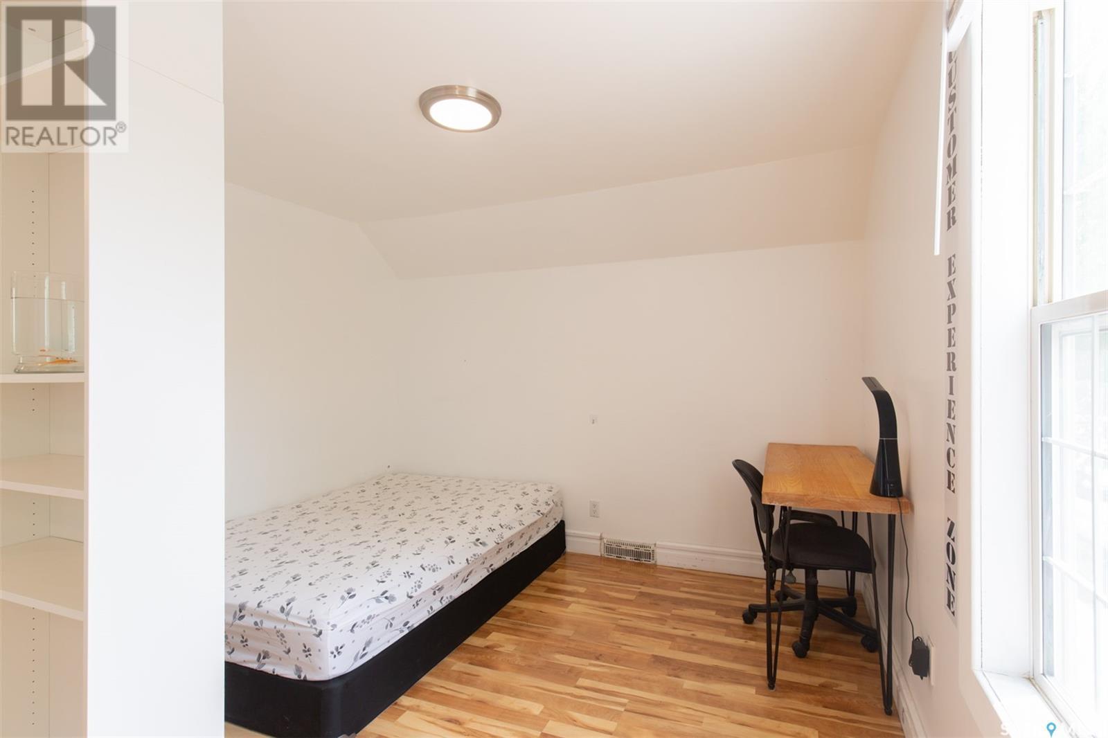 66 Athabasca Street W, Moose Jaw, SK