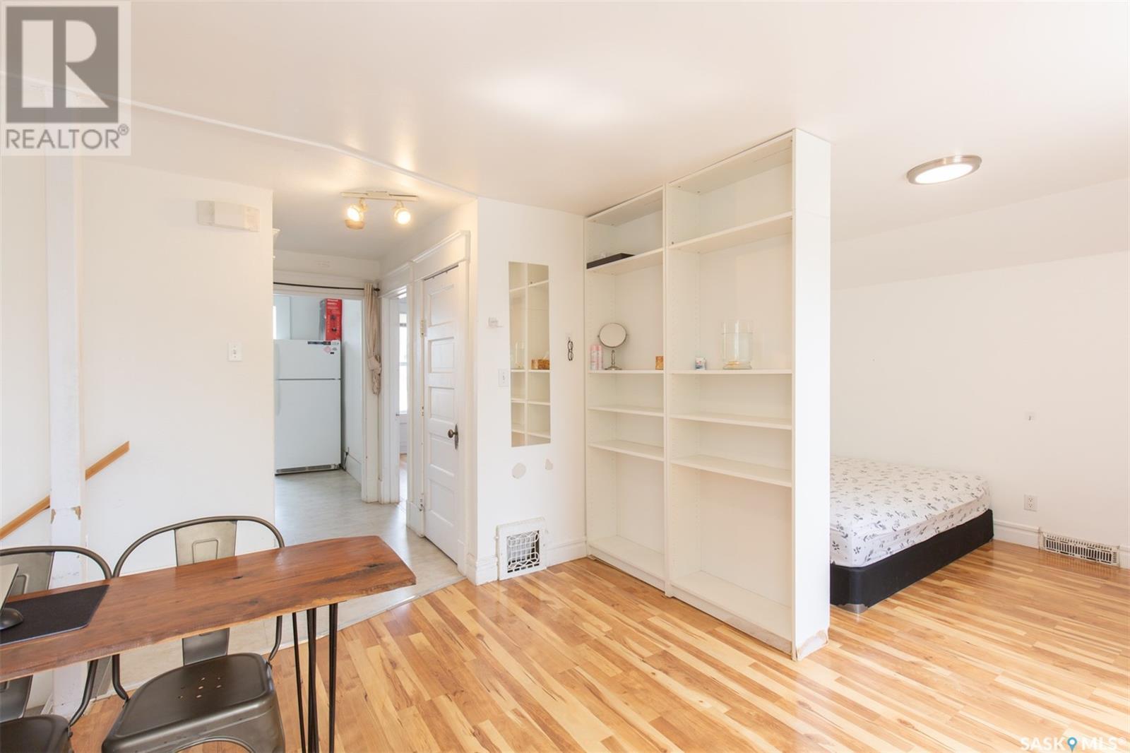 66 Athabasca Street W, Moose Jaw, SK