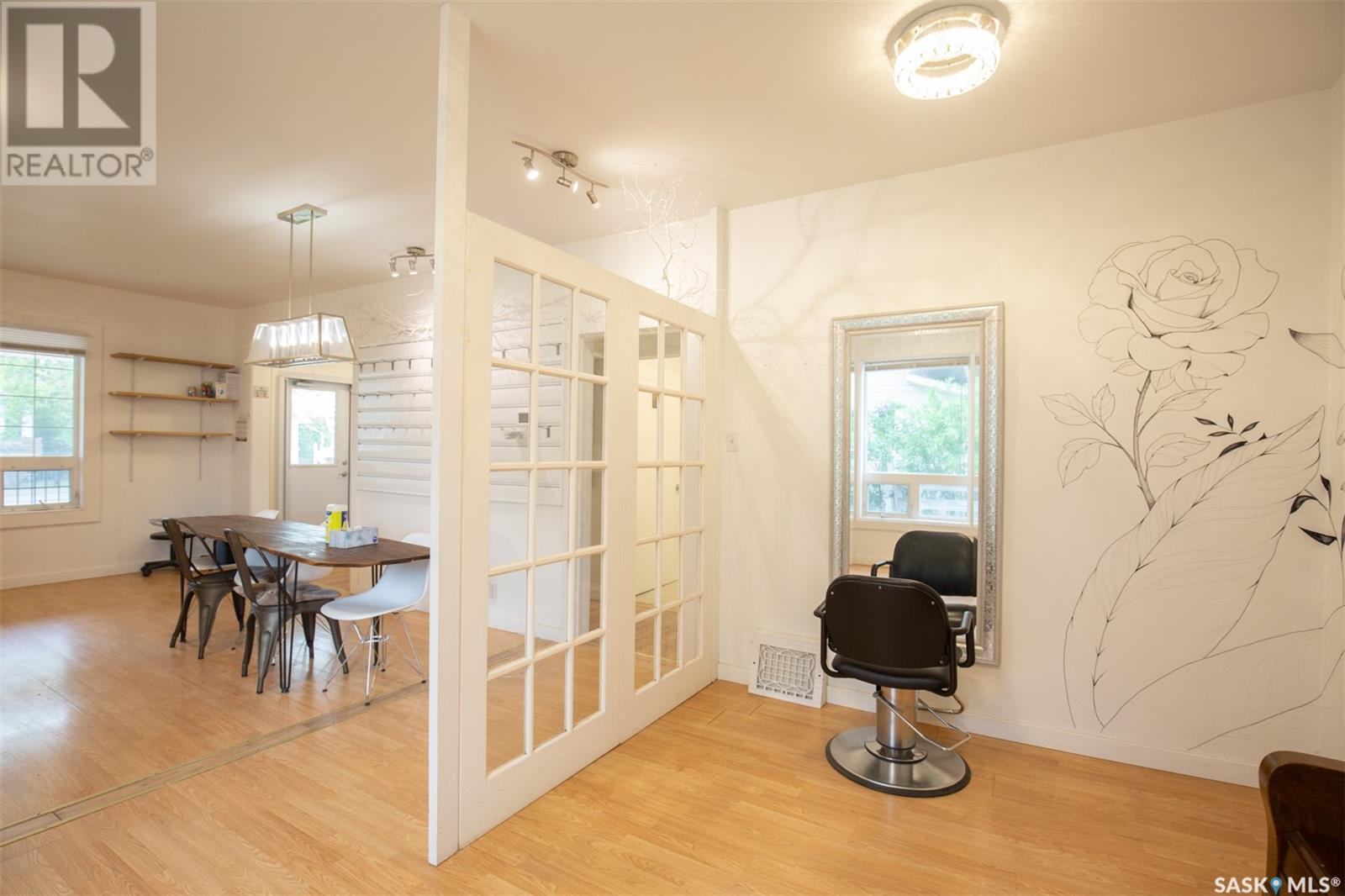 66 Athabasca Street W, Moose Jaw, SK