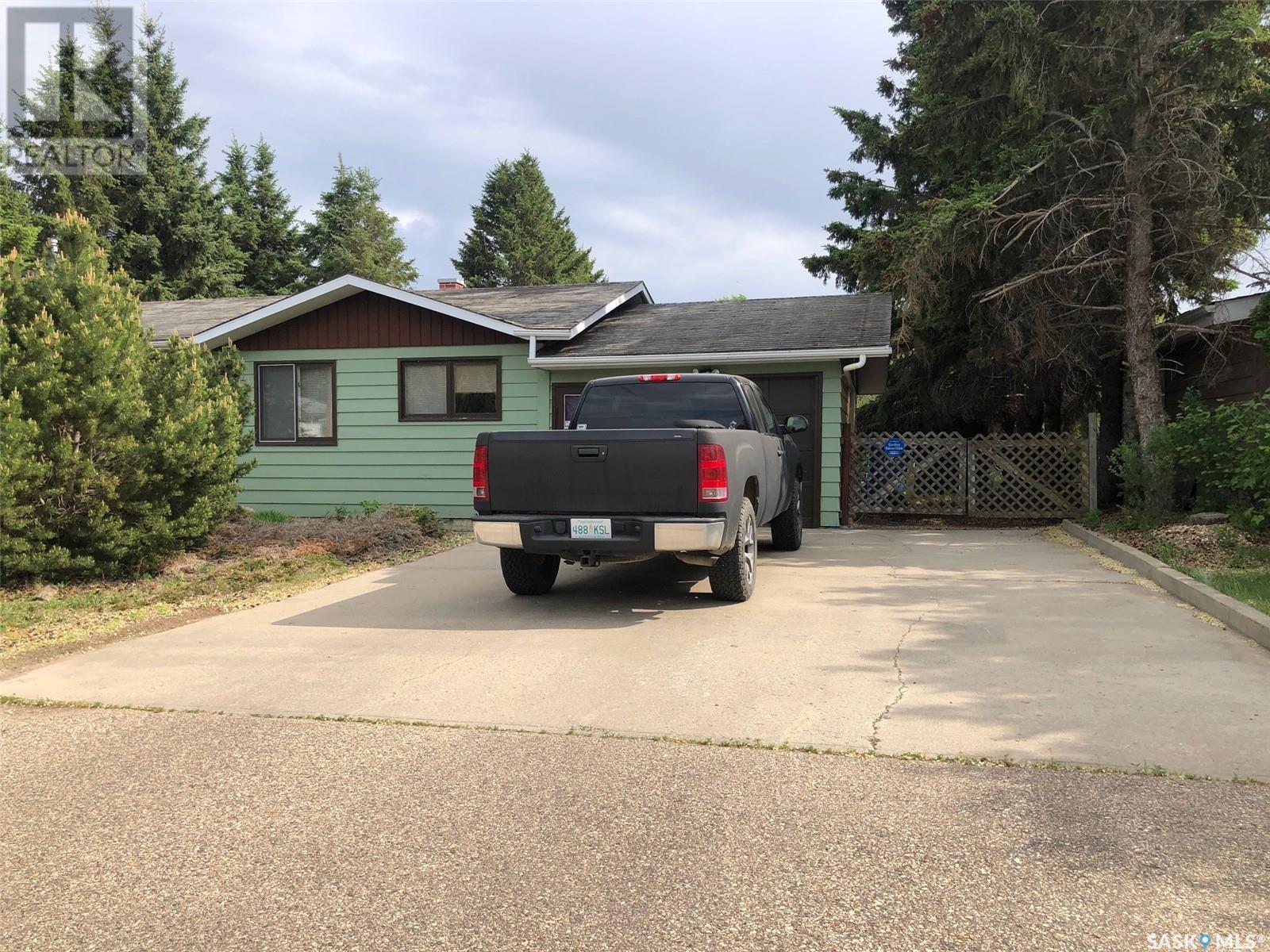 226 Saskatchewan Street E, Kamsack, SK - Outdoor