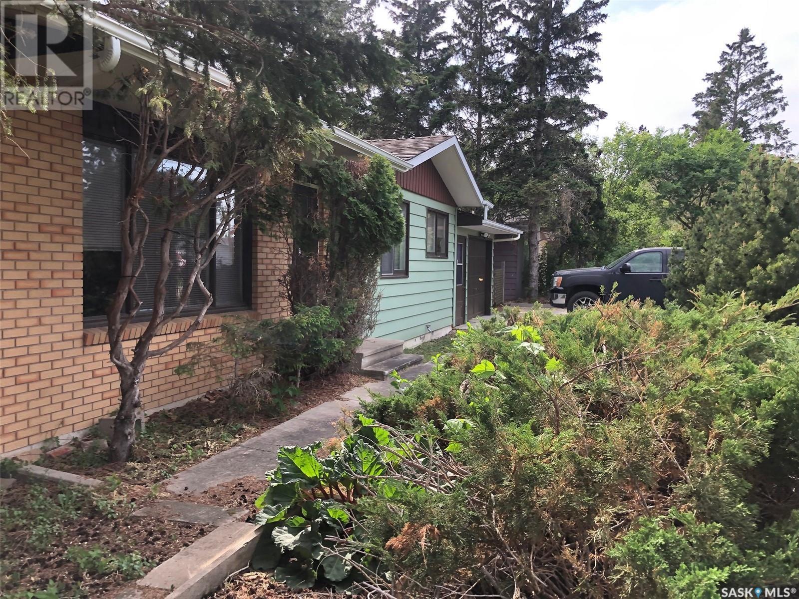 226 Saskatchewan Street E, Kamsack, SK - Outdoor