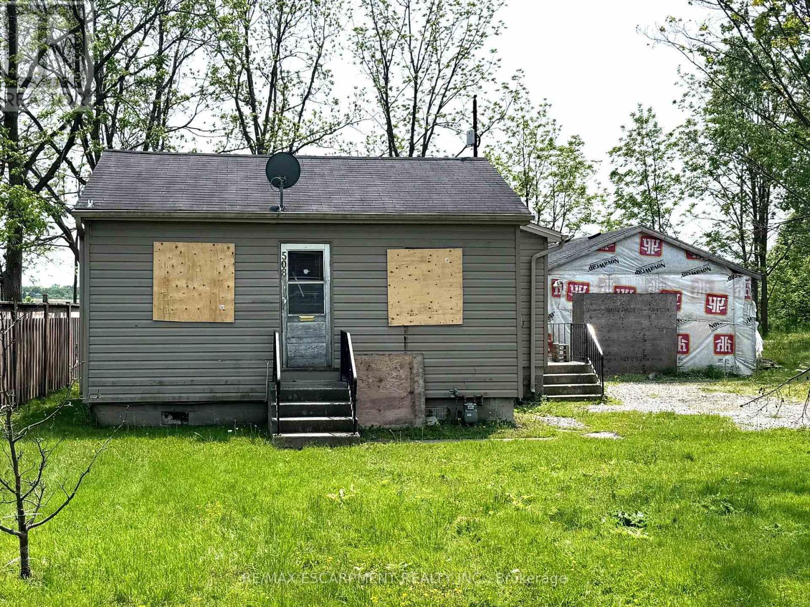 508 Main Street E, Haldimand, ON - Outdoor