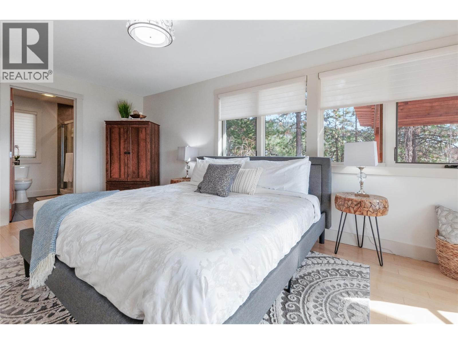 1306 Smethurst Road, Naramata, BC - Indoor Photo Showing Bedroom