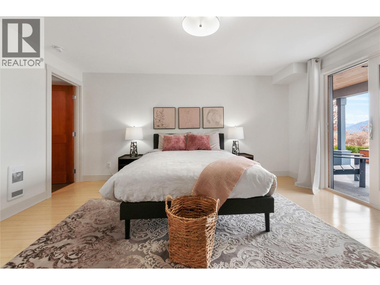 1306 Smethurst Road, Naramata, BC - Indoor Photo Showing Bedroom