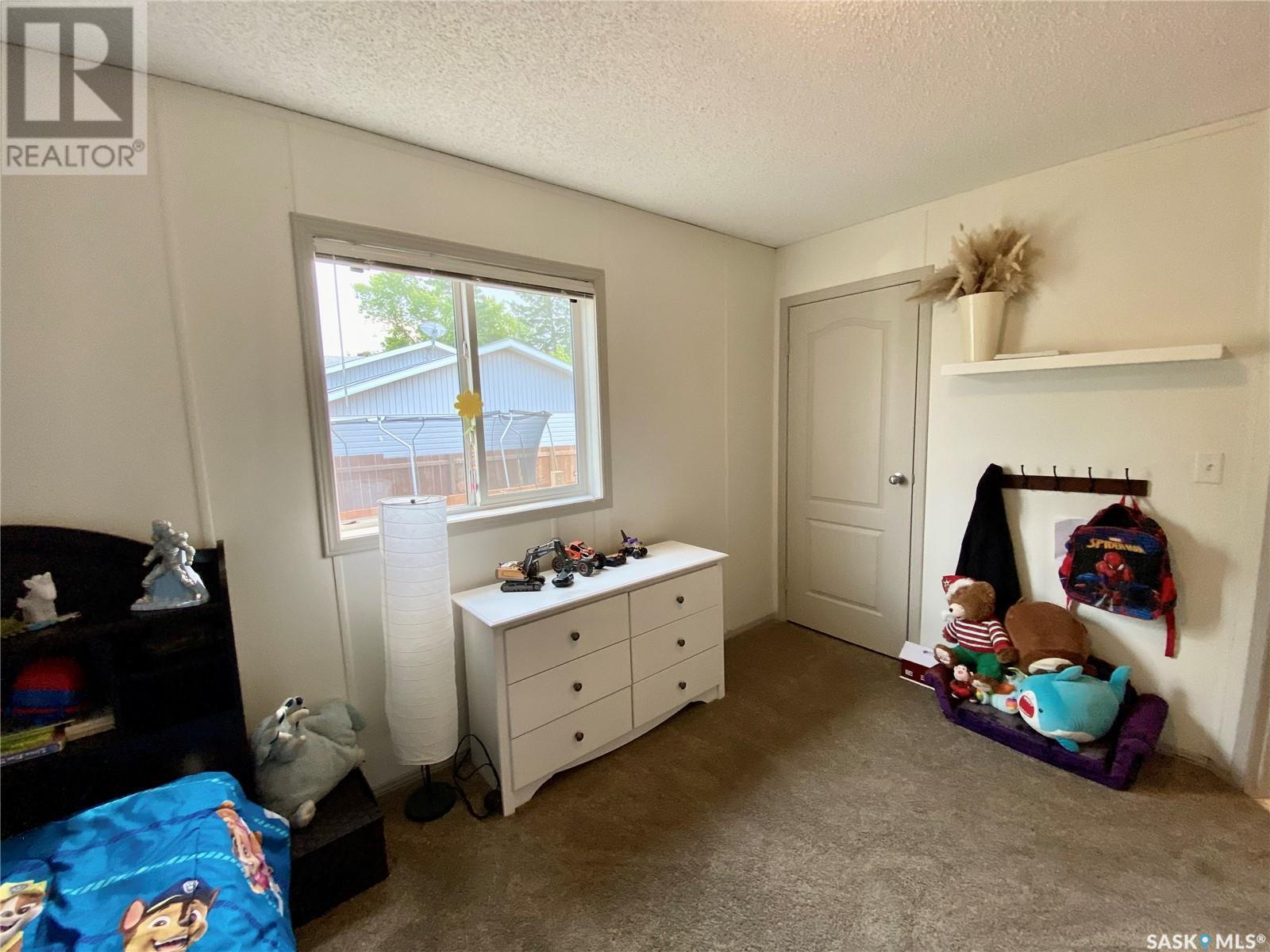 114 3 Street E, Carnduff, SK