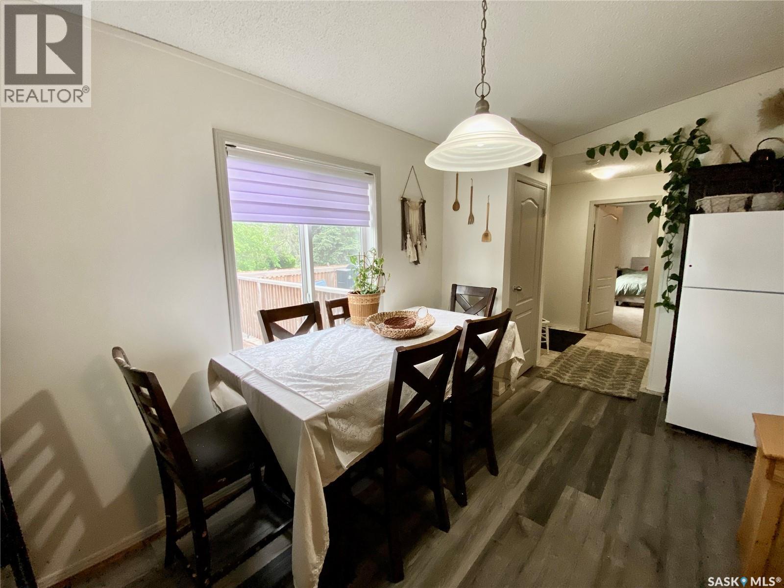 114 3 Street E, Carnduff, SK