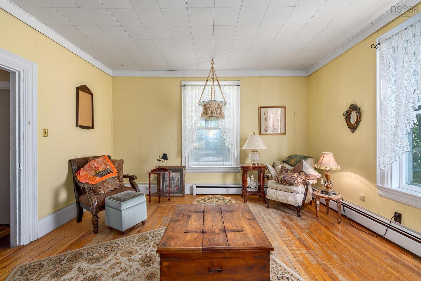 182/184 Queen Street, Digby, NS