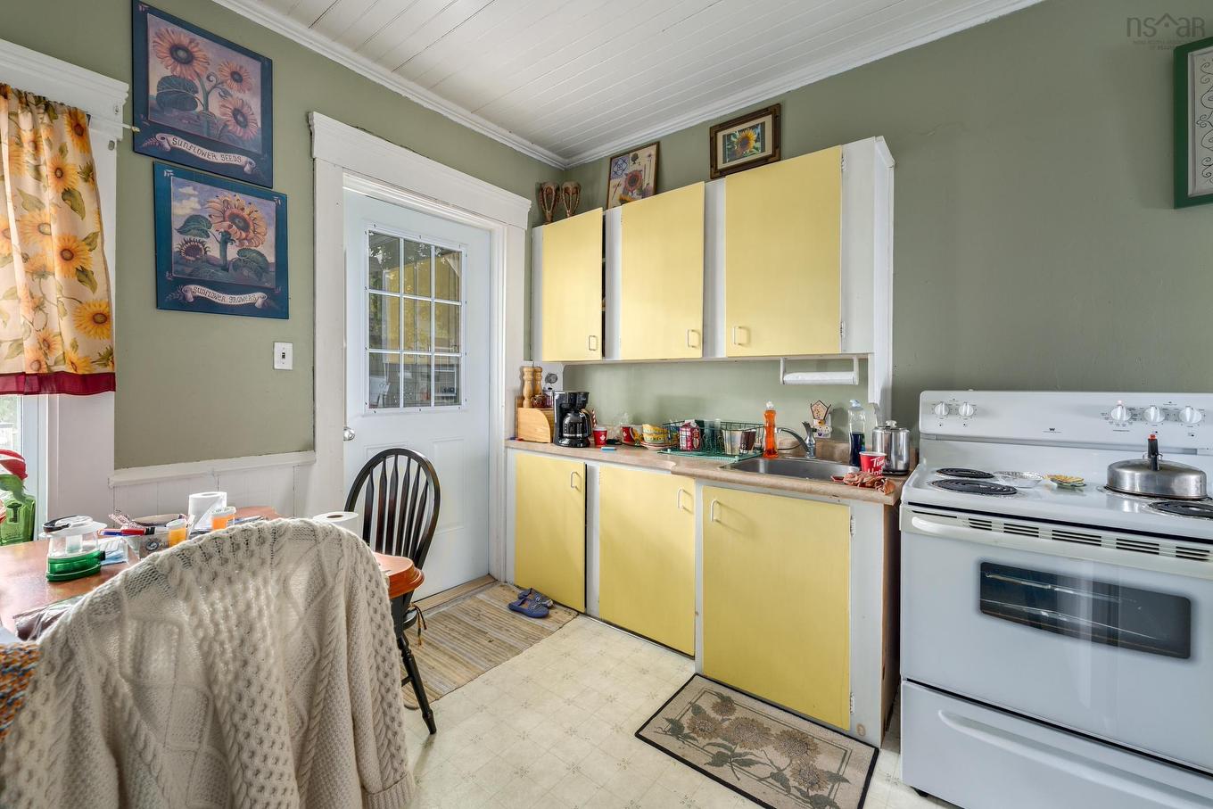 182/184 Queen Street, Digby, NS