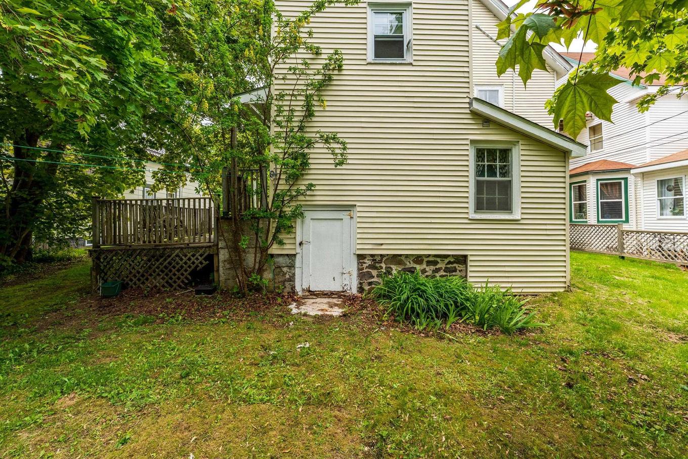 182/184 Queen Street, Digby, NS