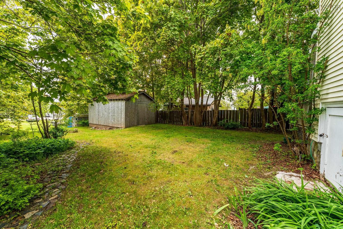 182/184 Queen Street, Digby, NS