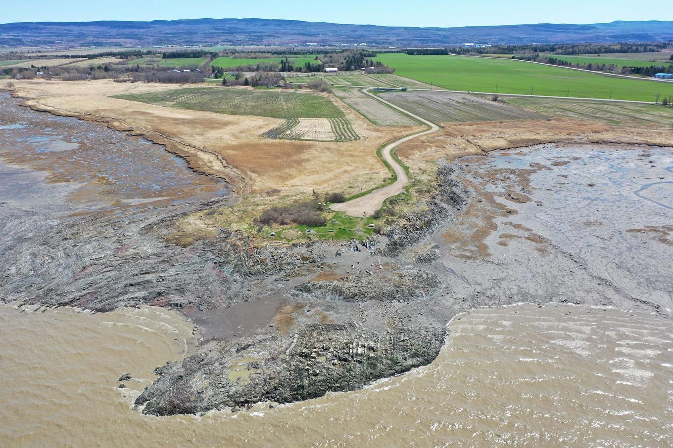 Aerial photo - Route De La Seigneurie, Saint-Roch-Des-Aulnaies, QC
