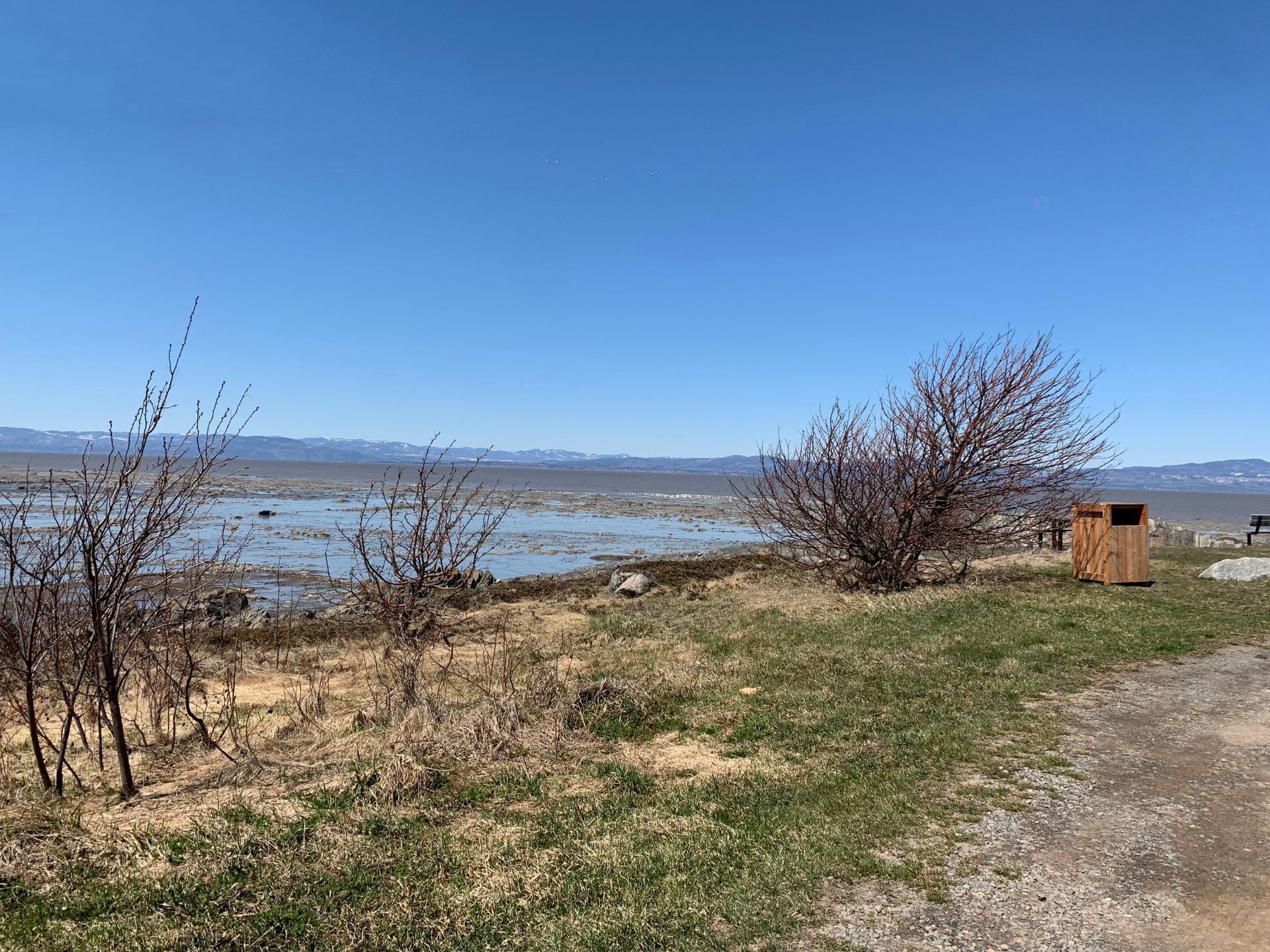 Bord de l'eau - Route De La Seigneurie, Saint-Roch-Des-Aulnaies, QC