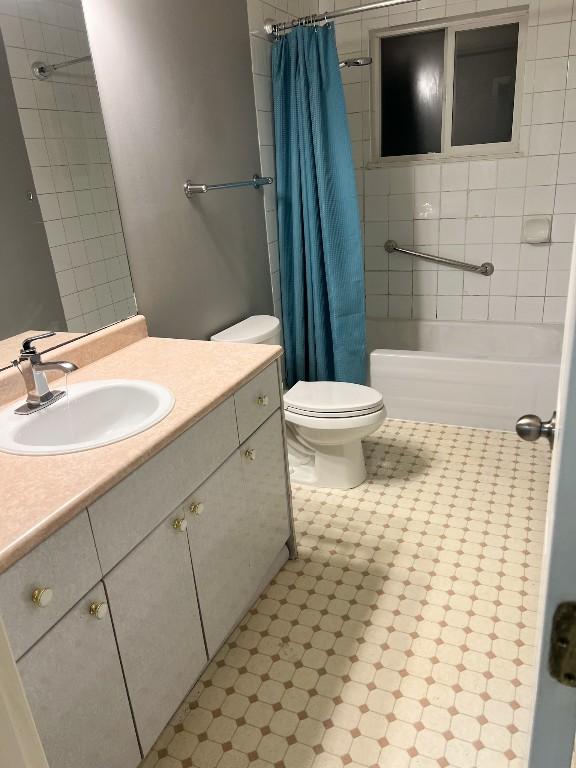 1511 Cariboo Highway, Clinton, BC