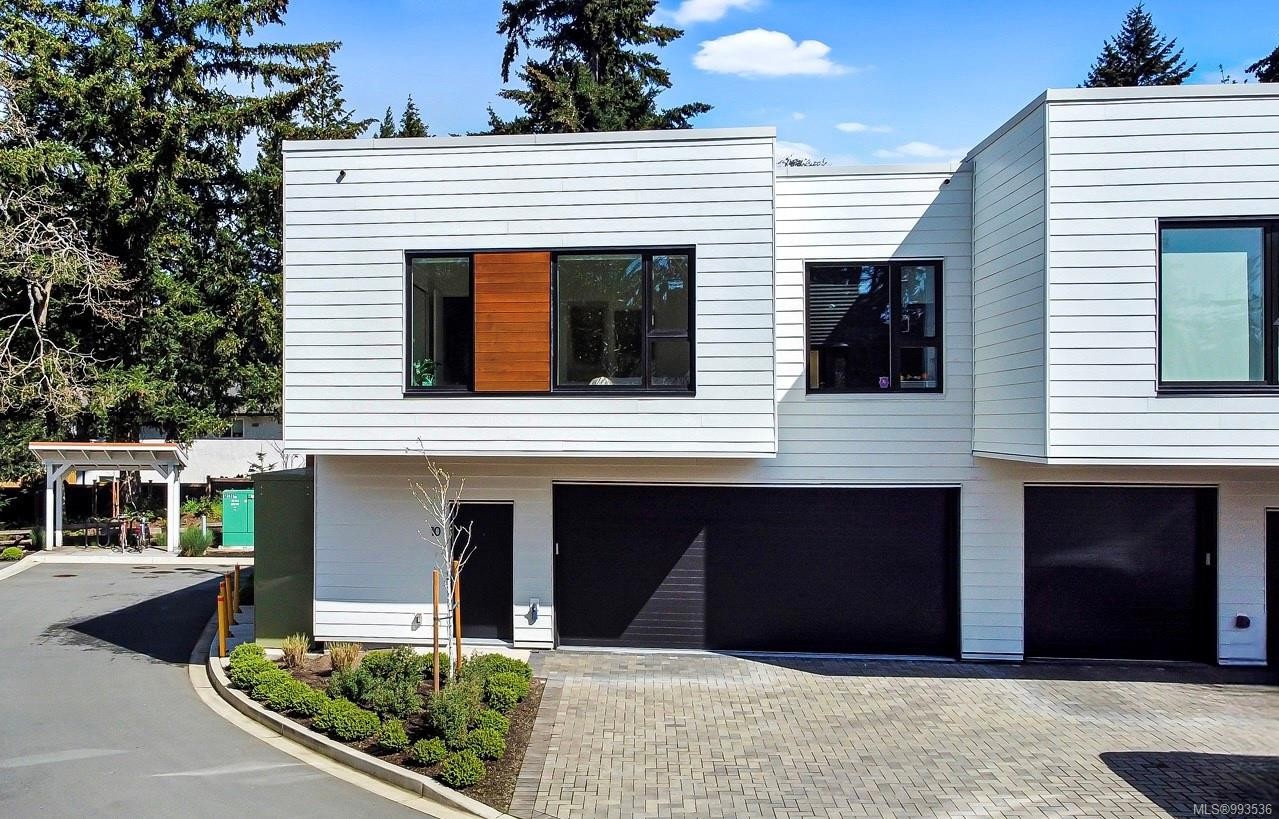 10-2330 Sooke Rd, Colwood, BC - Outdoor