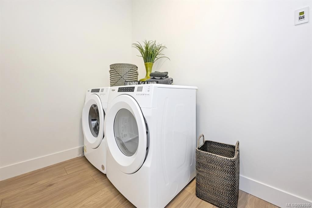 10-2330 Sooke Rd, Colwood, BC - Indoor Photo Showing Laundry Room