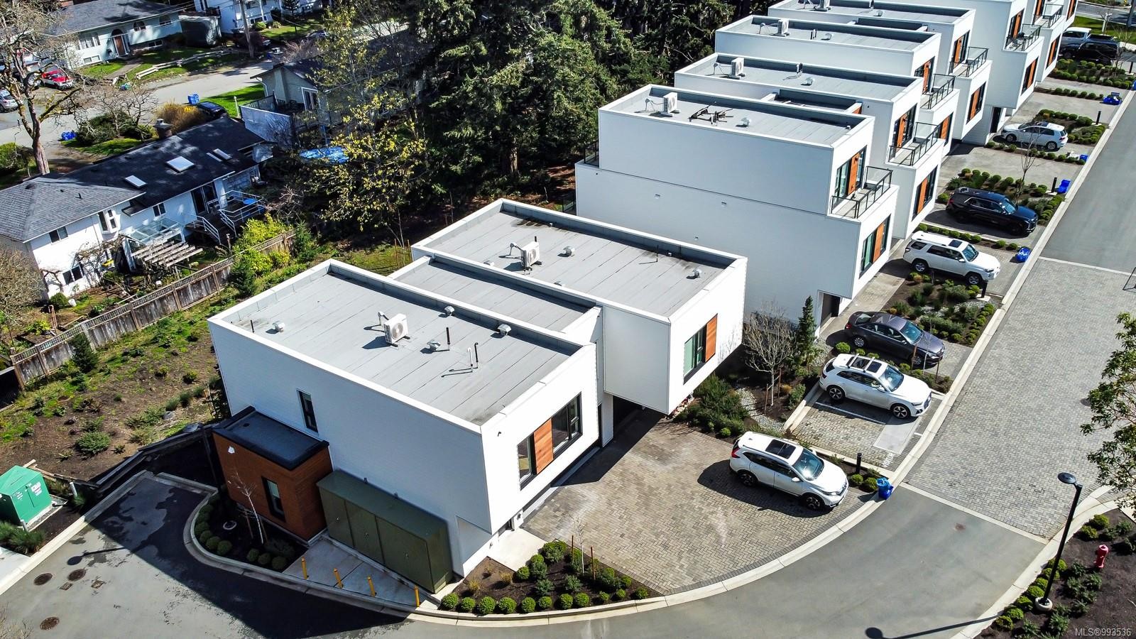 10-2330 Sooke Rd, Colwood, BC - Outdoor