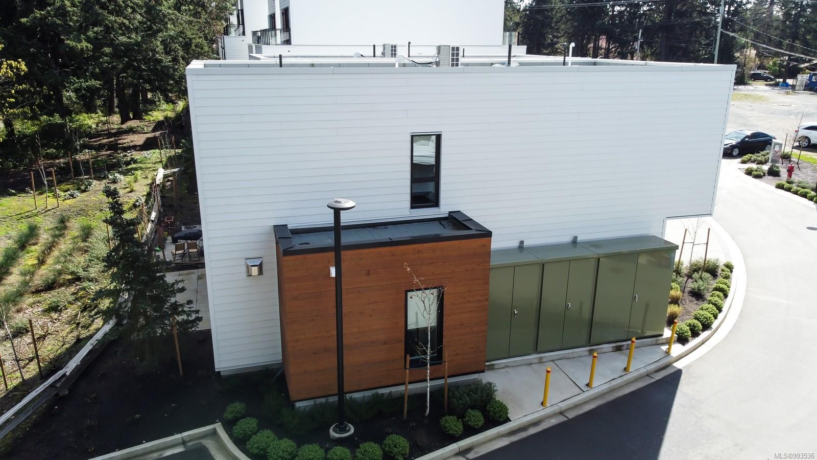 10-2330 Sooke Rd, Colwood, BC - Outdoor