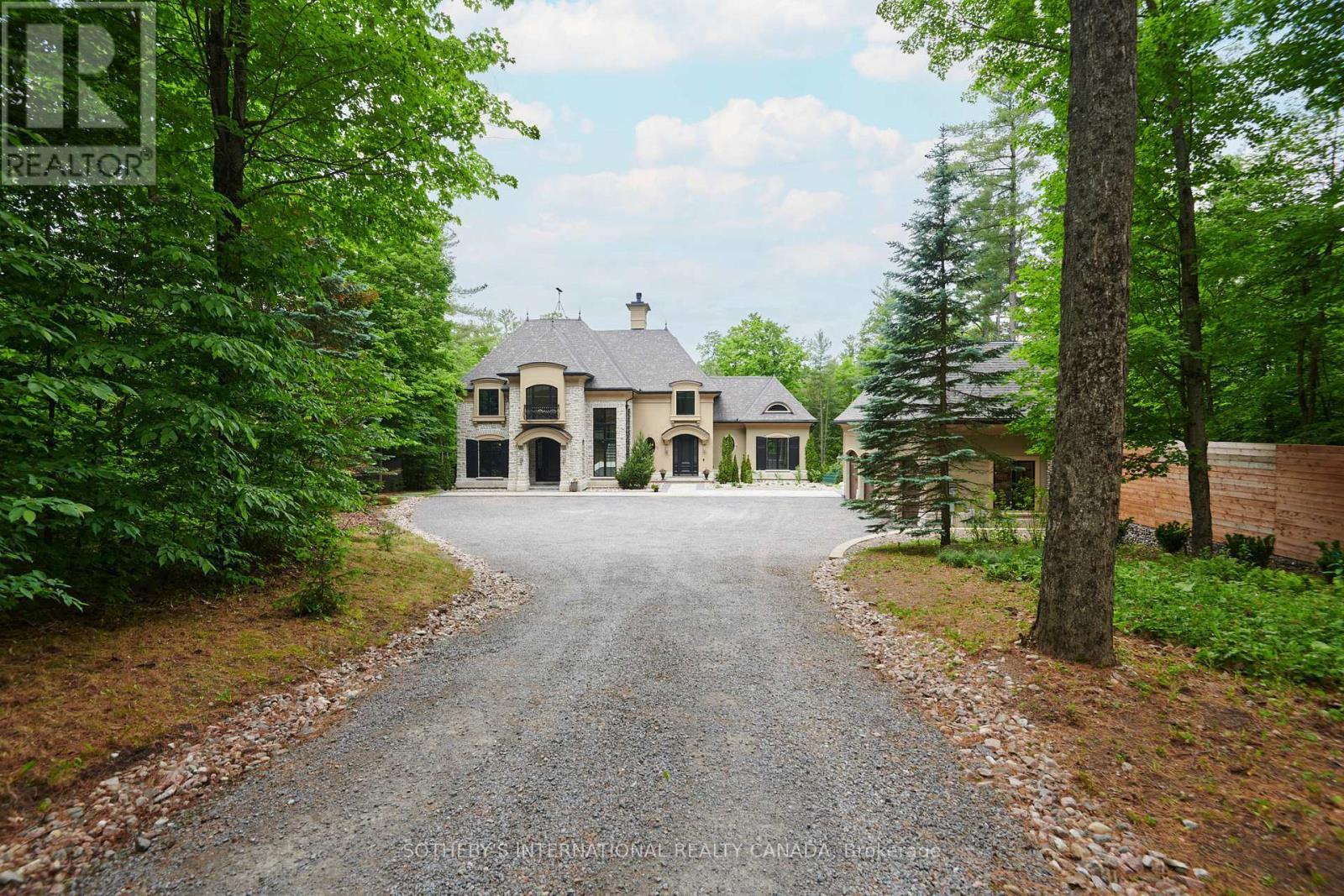 106 Lorlei Drive, Mcnab/Braeside, ON - Outdoor