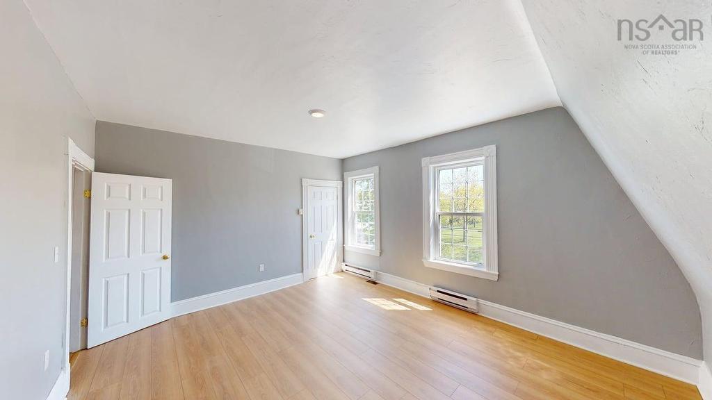 20 Victoria Avenue, Stellarton, NS