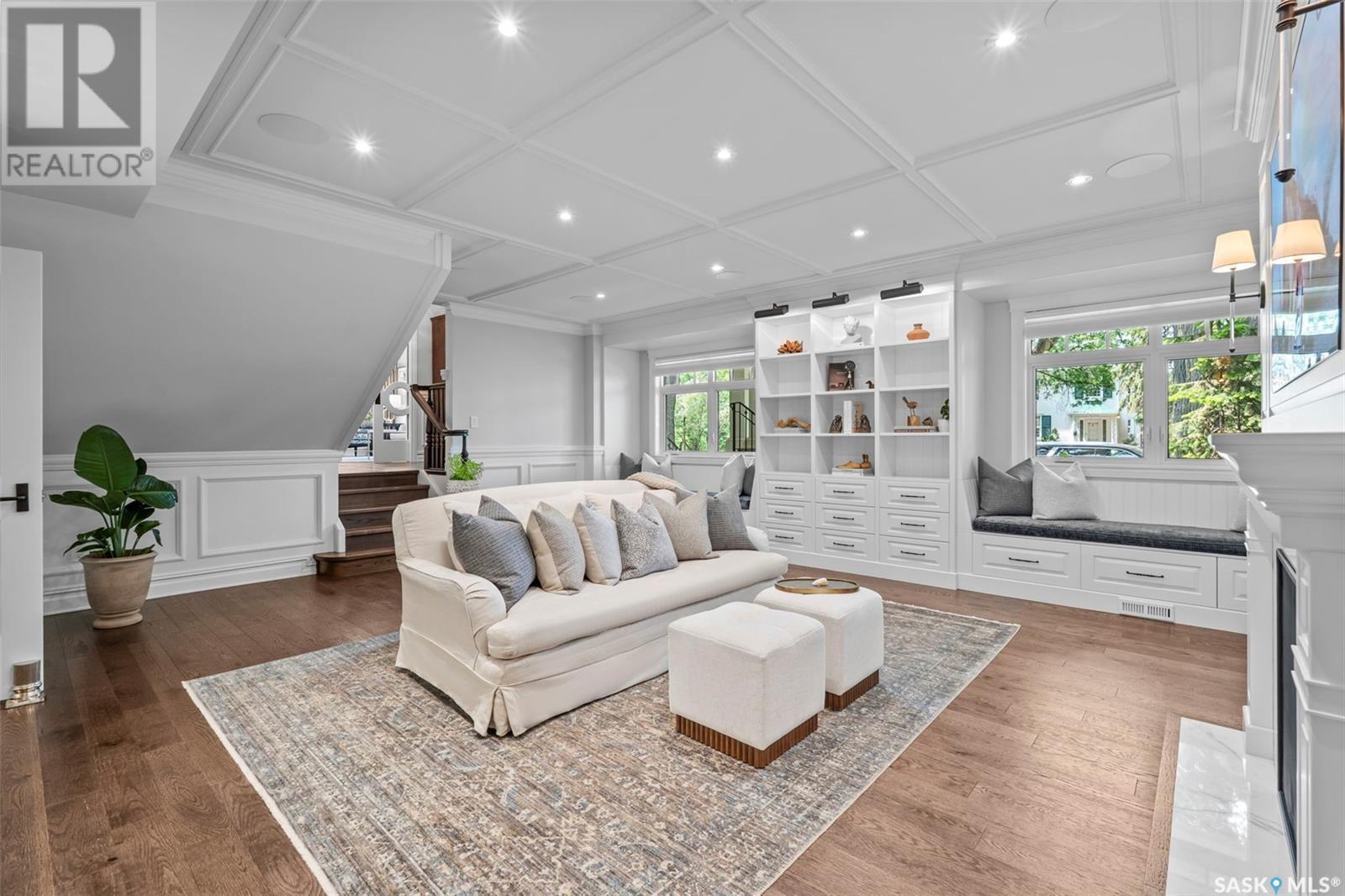 334 Saskatchewan Crescent W, Saskatoon, SK - Indoor