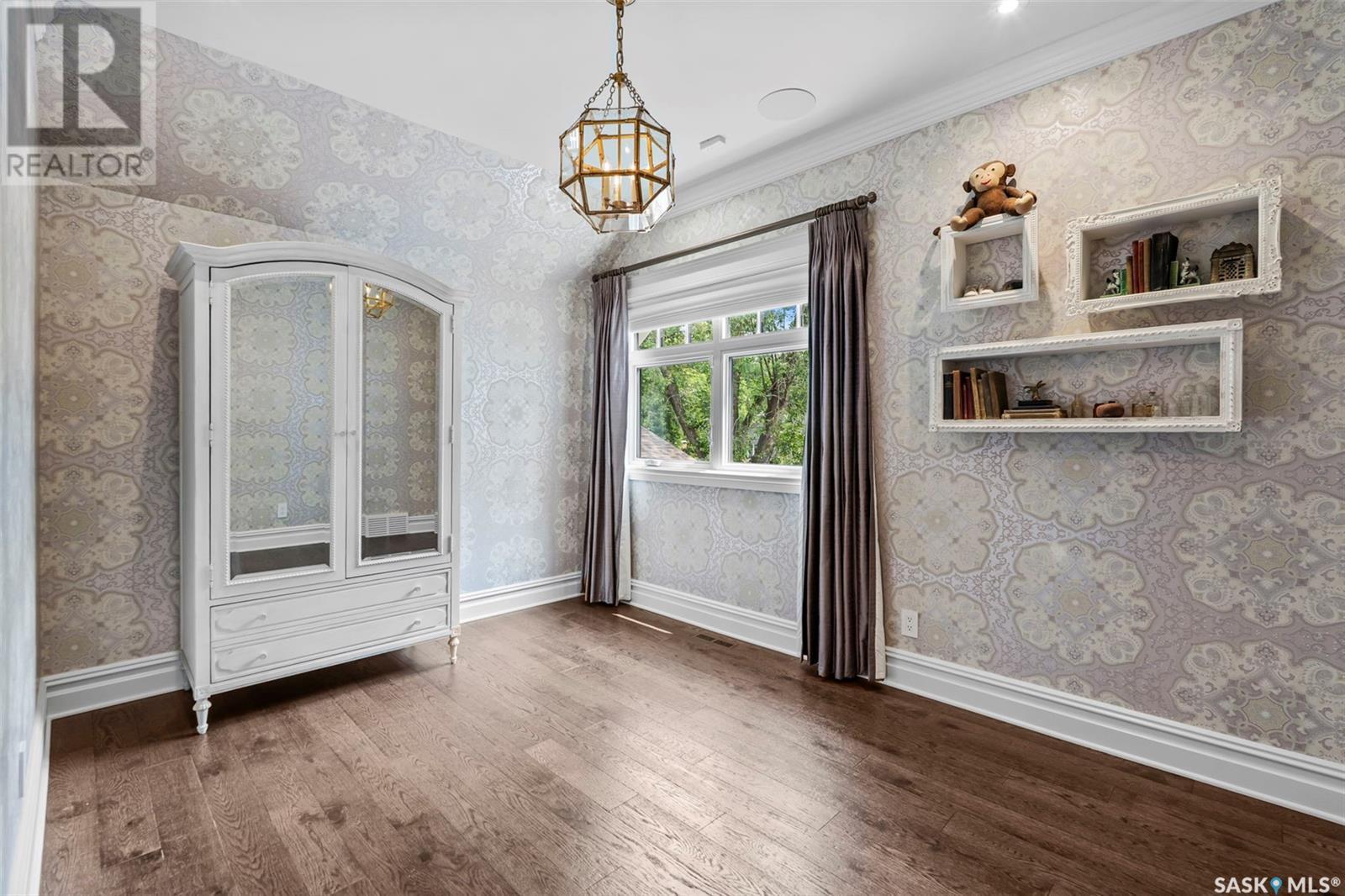 334 Saskatchewan Crescent W, Saskatoon, SK - Indoor Photo Showing Other Room