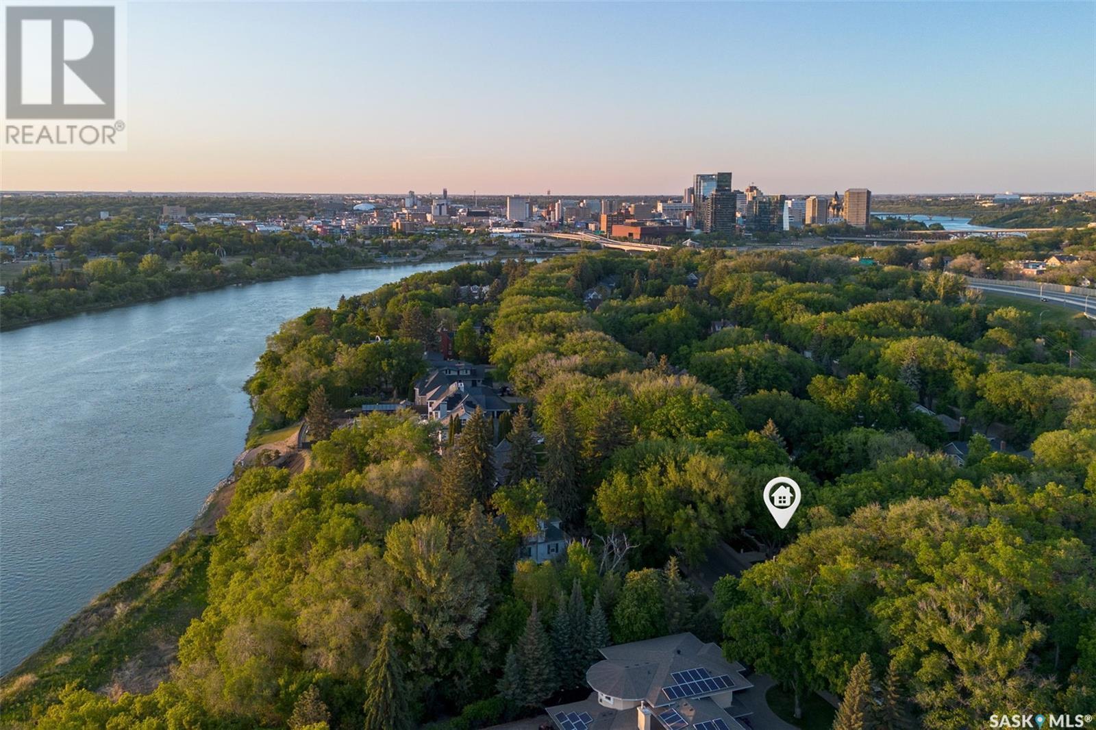334 Saskatchewan Crescent W, Saskatoon, SK - Outdoor With Body Of Water With View