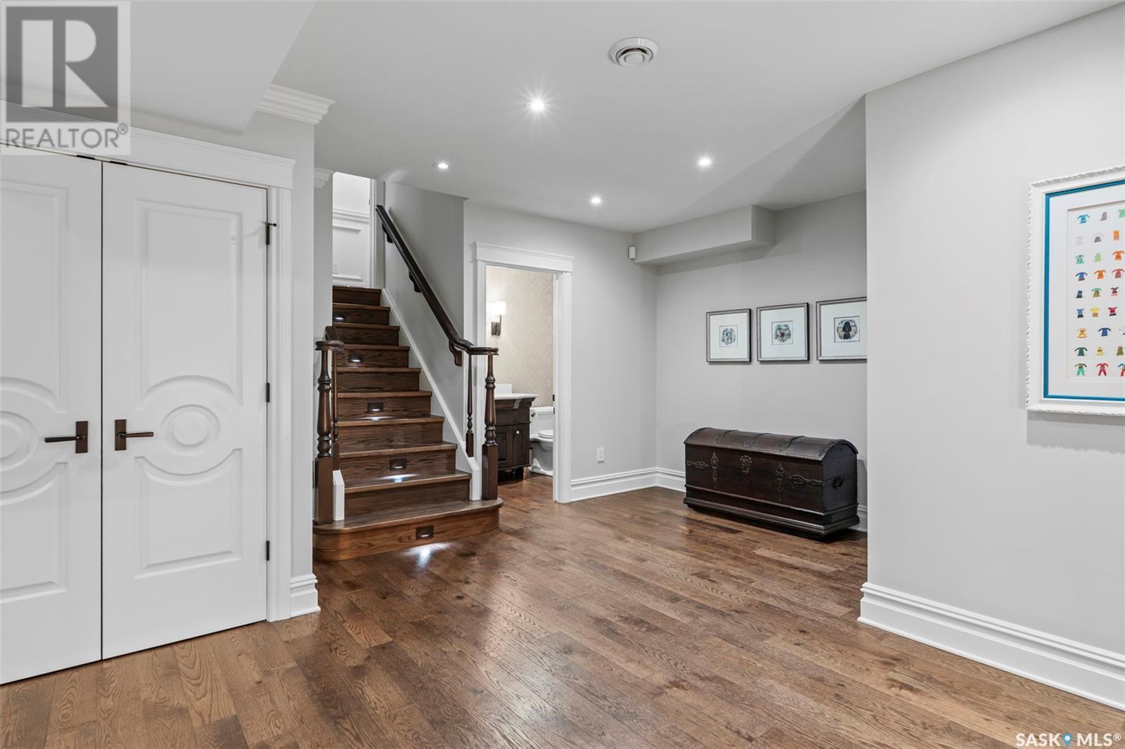 334 Saskatchewan Crescent W, Saskatoon, SK - Indoor Photo Showing Other Room