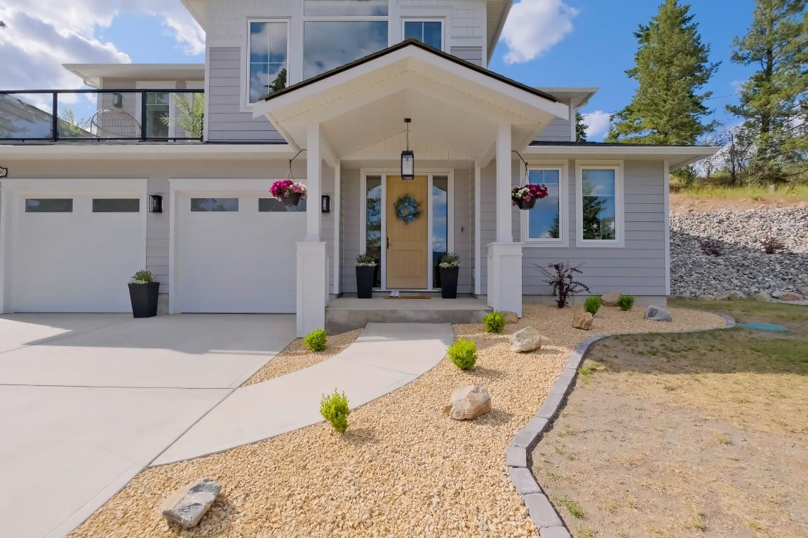 10290 Columbia Way, Vernon, BC - Outdoor