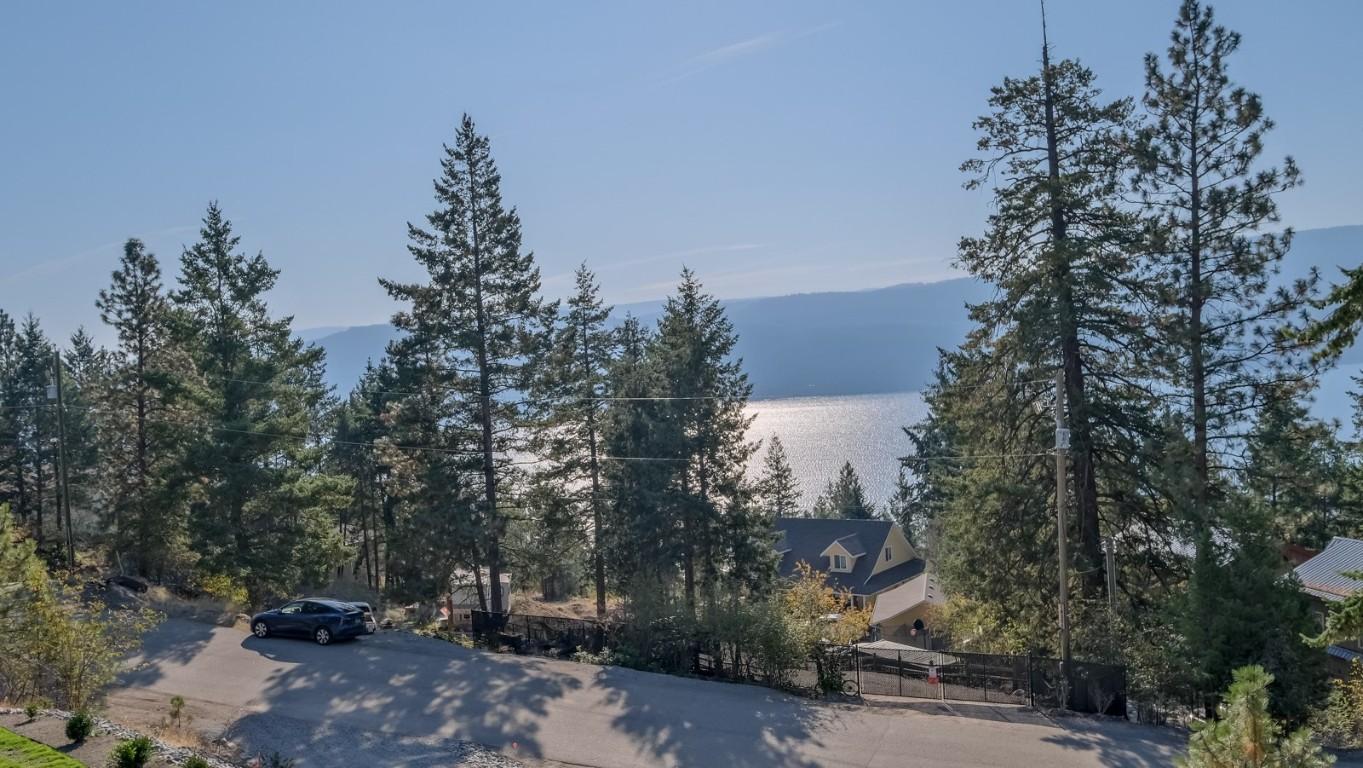 10290 Columbia Way, Vernon, BC - Outdoor With View