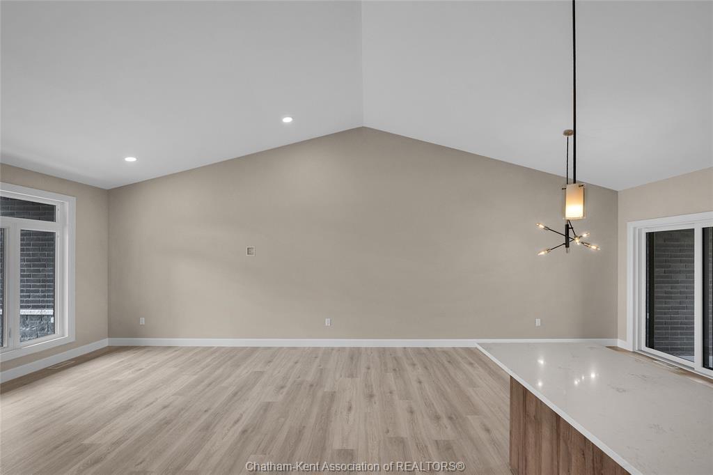 567 Keil Trail North, Chatham, ON