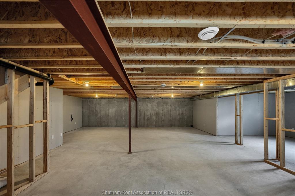 567 Keil Trail North, Chatham, ON