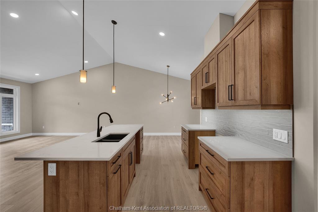 567 Keil Trail North, Chatham, ON