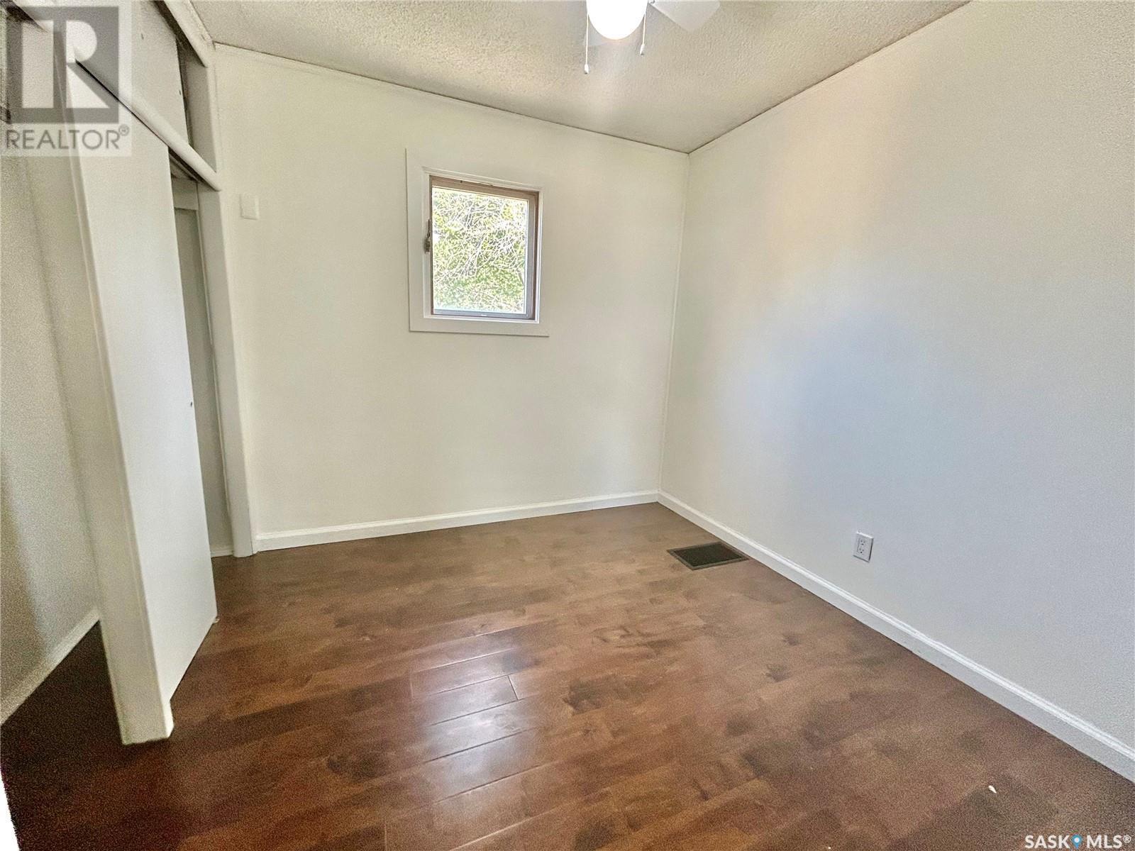 209 4Th Avenue E, Coleville, SK - Indoor Photo Showing Other Room