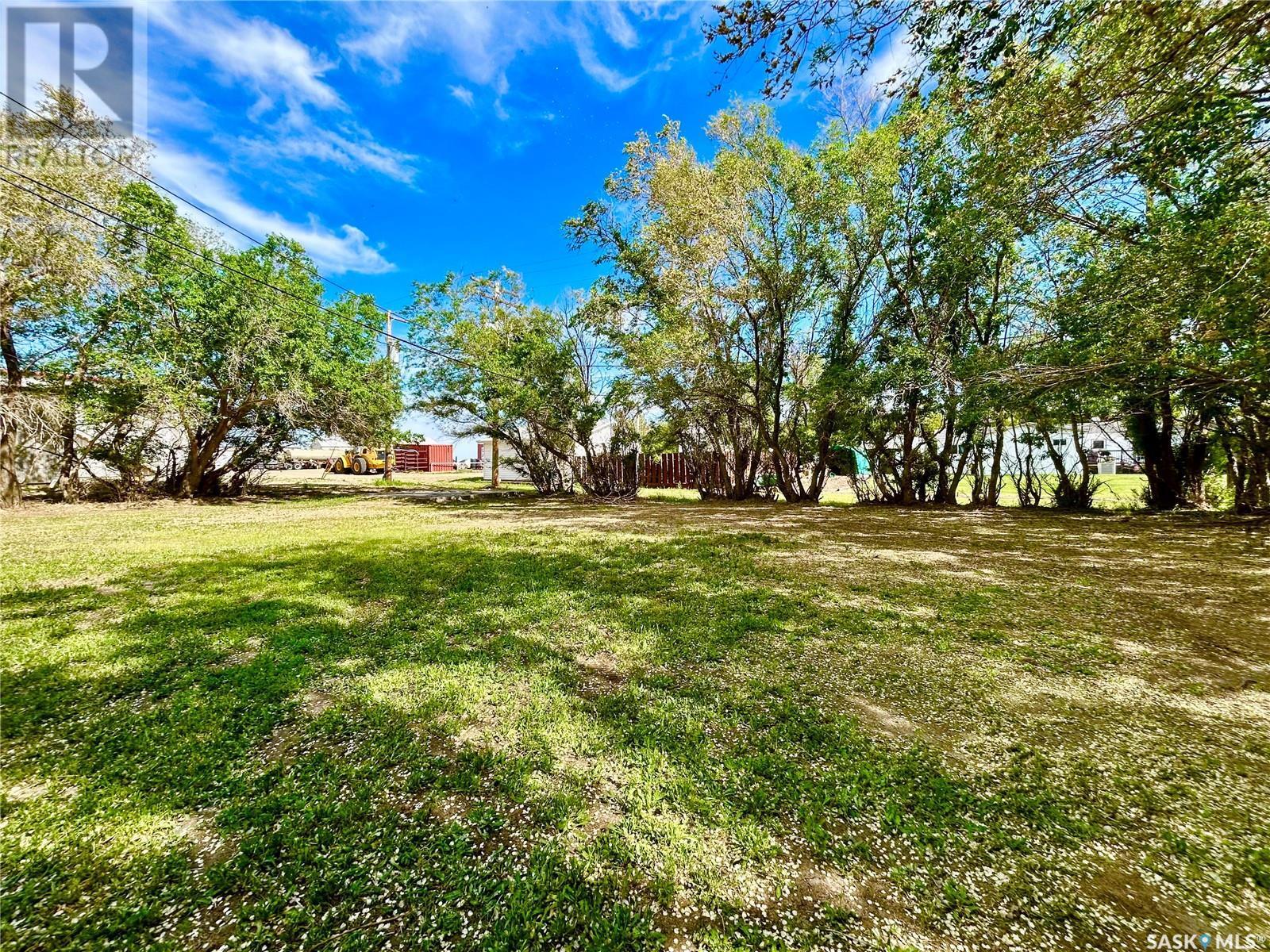 209 4Th Avenue E, Coleville, SK - Outdoor