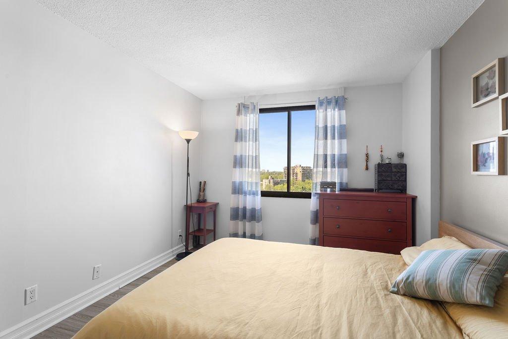 Chambre à coucher principale - 1103-2555 Av. Du Havre-Des-Îles, Laval (Chomedey), QC - Indoor Photo Showing Bedroom