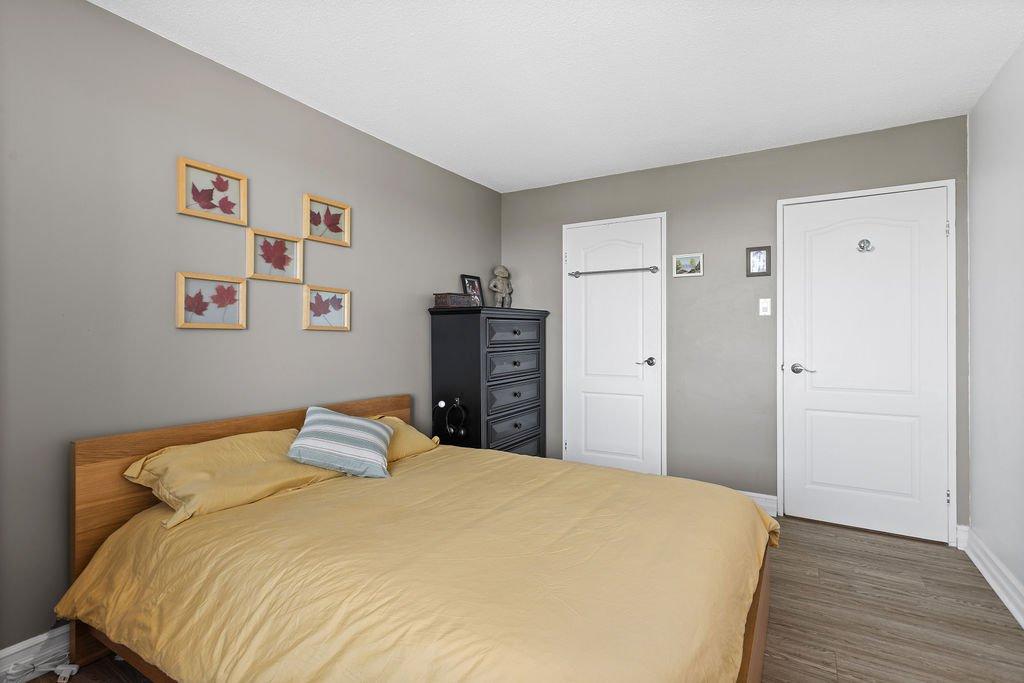 Chambre à coucher principale - 1103-2555 Av. Du Havre-Des-Îles, Laval (Chomedey), QC - Indoor Photo Showing Bedroom