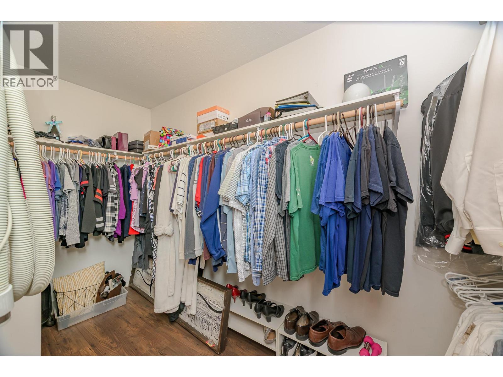 4340 Sederberg Road, Malakwa, BC - Indoor With Storage