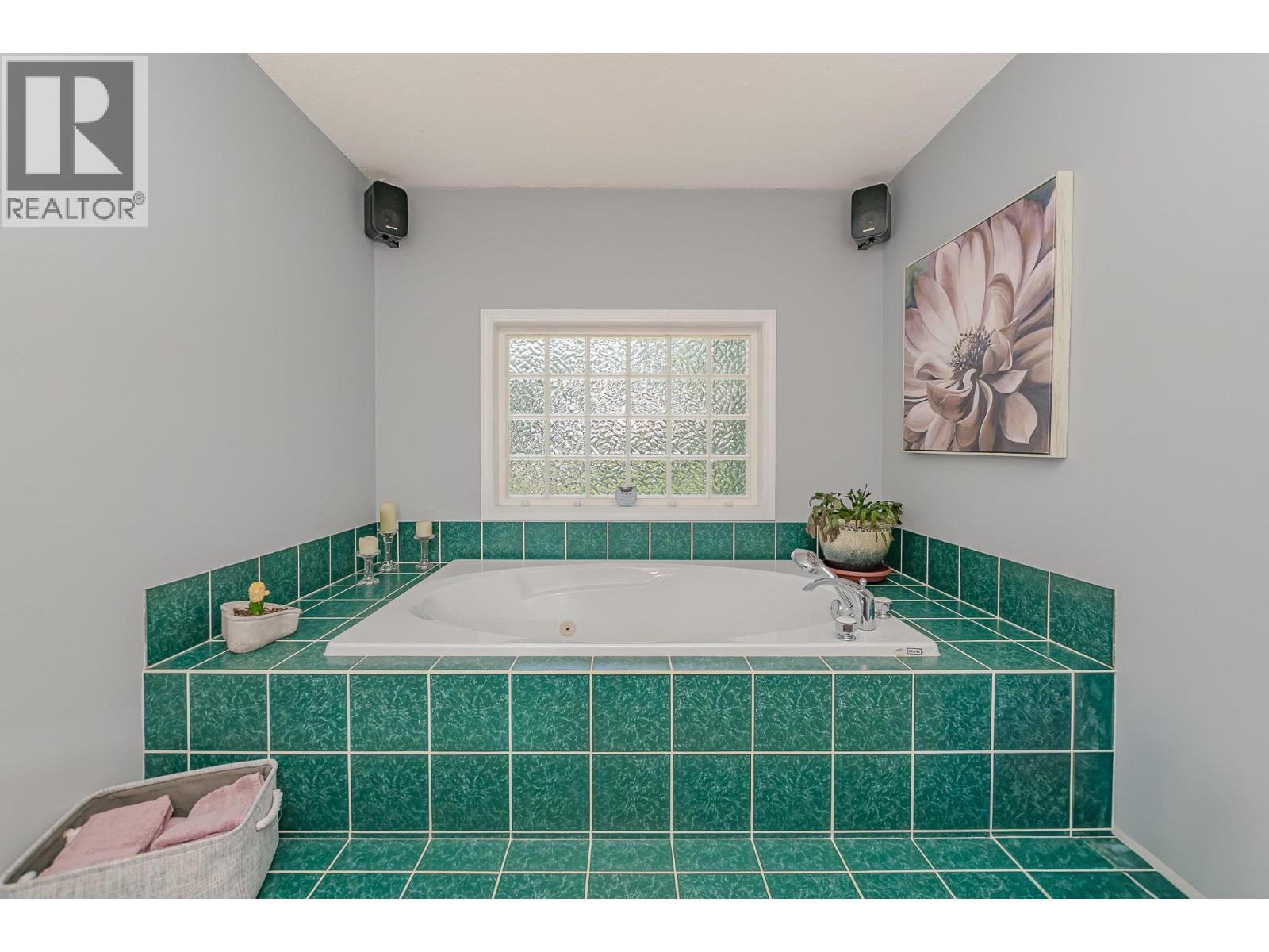 4340 Sederberg Road, Malakwa, BC - Indoor